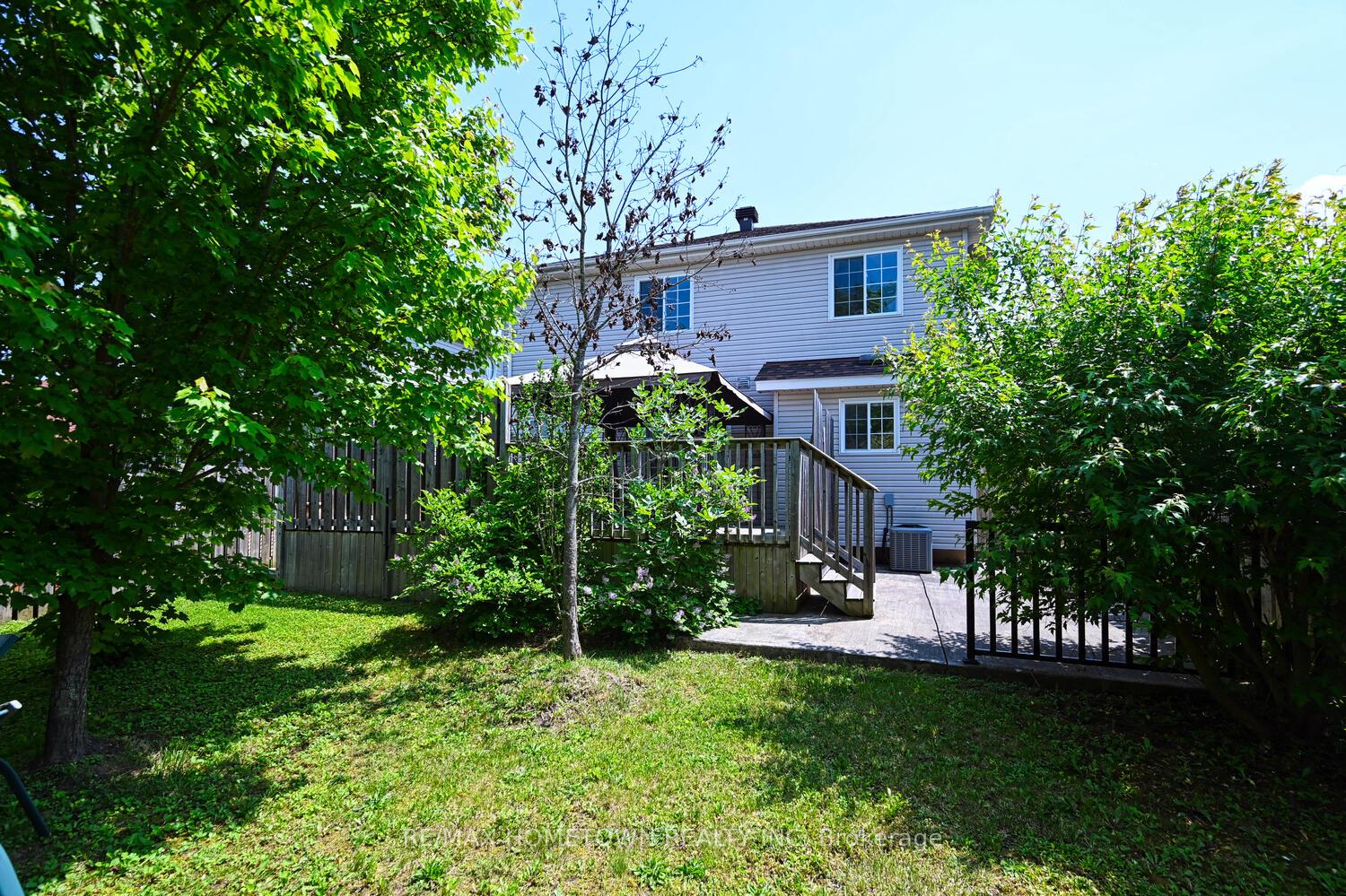 Photo 38 of 16 Regency Place, Brockville, Brockville — HOMEH