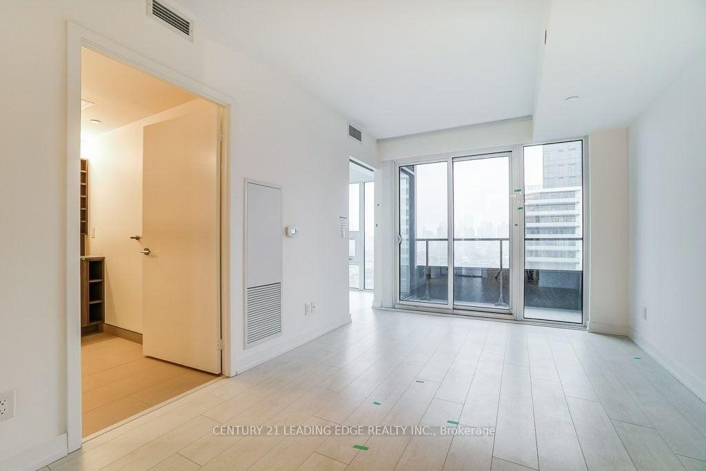 Photo 9 of Unit 3201, 19 Western Battery Road, Toronto, Niagara — HOMEH