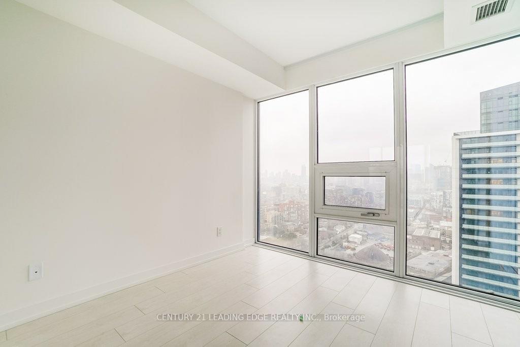 Photo 13 of Unit 3201, 19 Western Battery Road, Toronto, Niagara — HOMEH