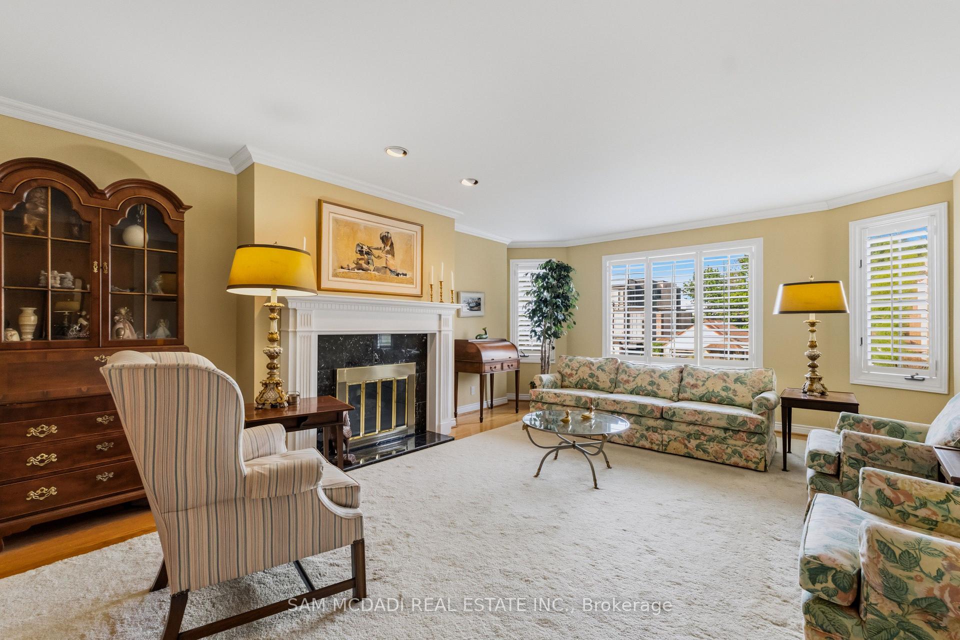 Photo 5 of 690 Oriole Parkway, Toronto, Yonge-Eglinton — HOMEH