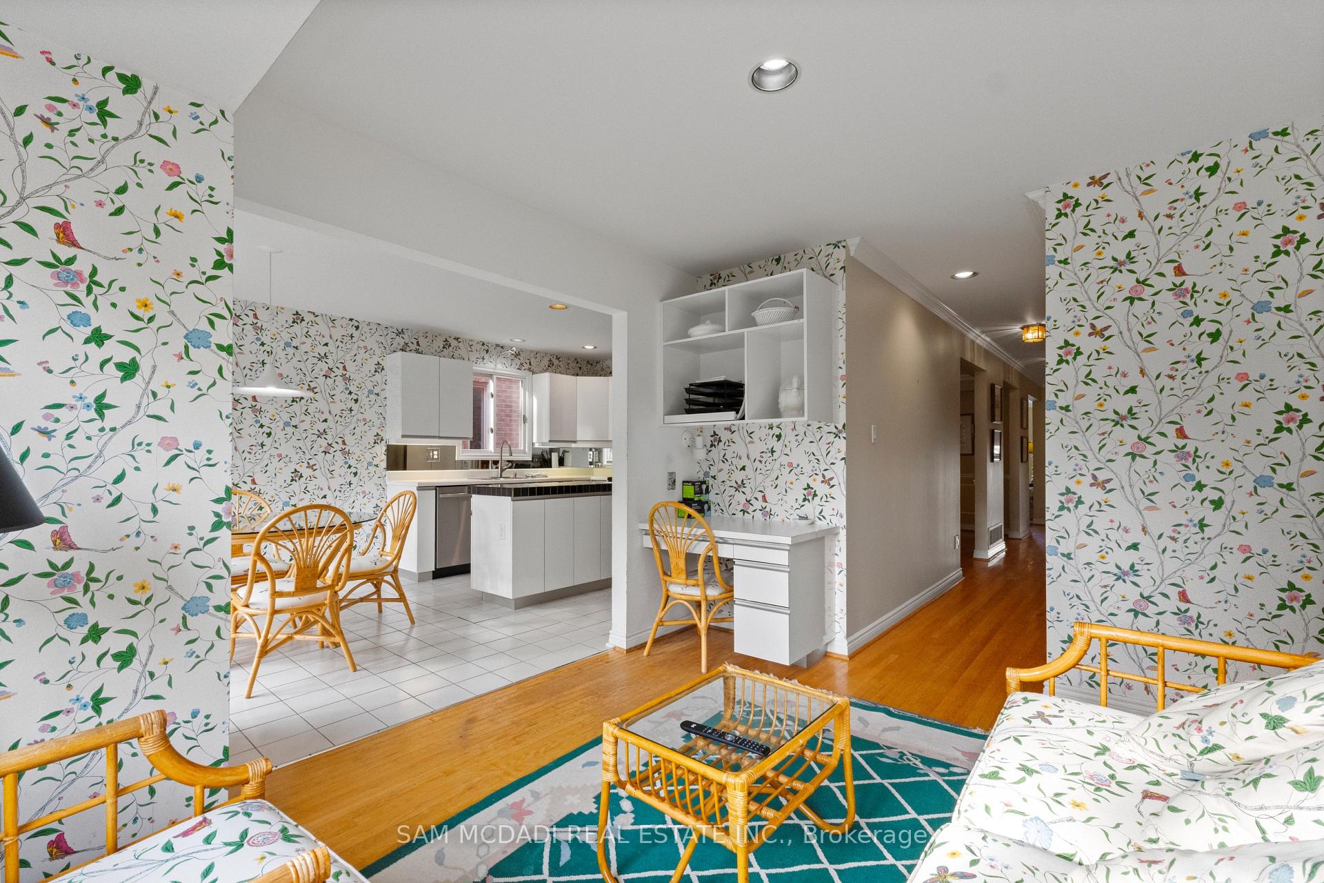 Photo 14 of 690 Oriole Parkway, Toronto, Yonge-Eglinton — HOMEH