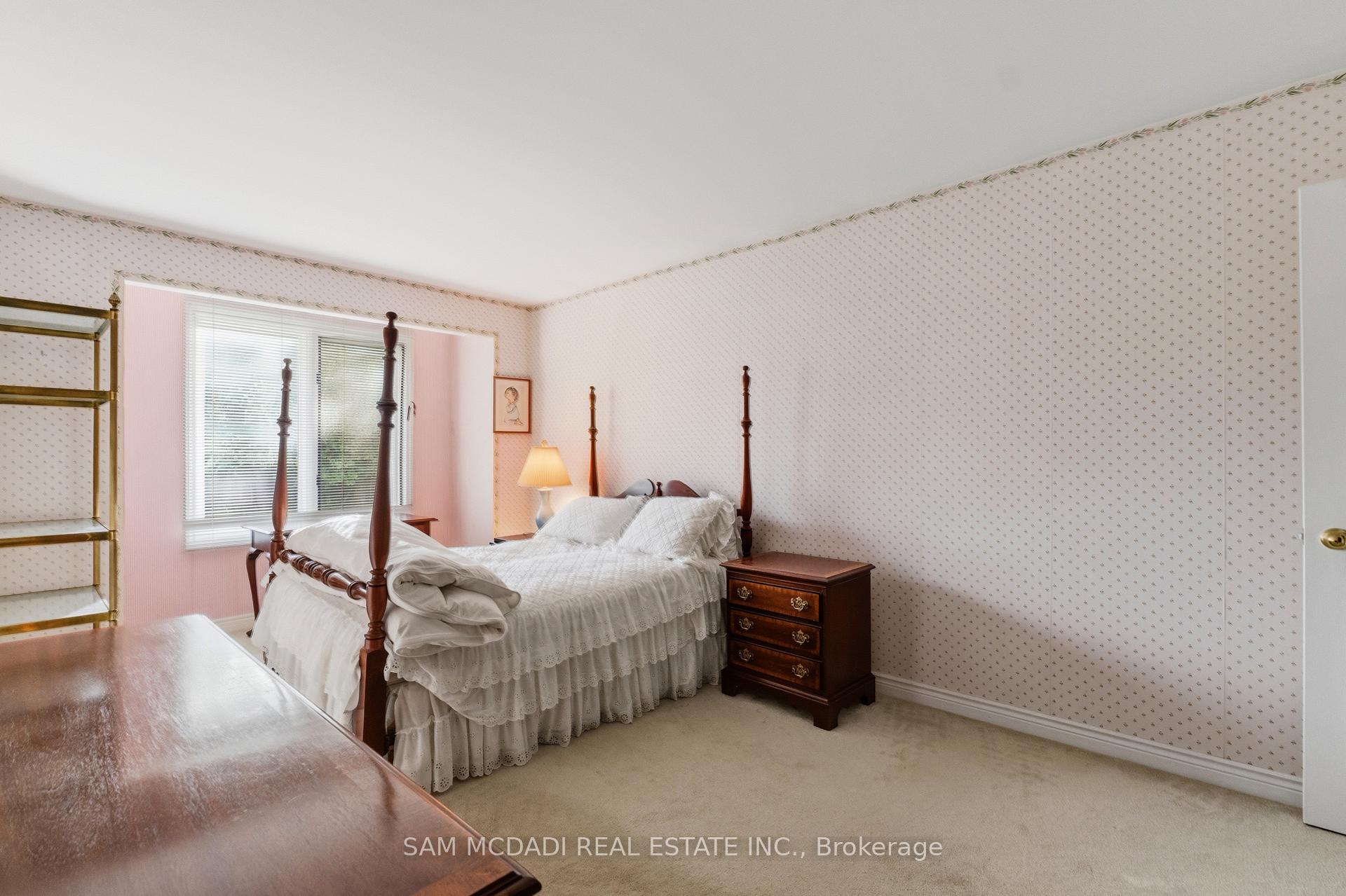 Photo 19 of 690 Oriole Parkway, Toronto, Yonge-Eglinton — HOMEH