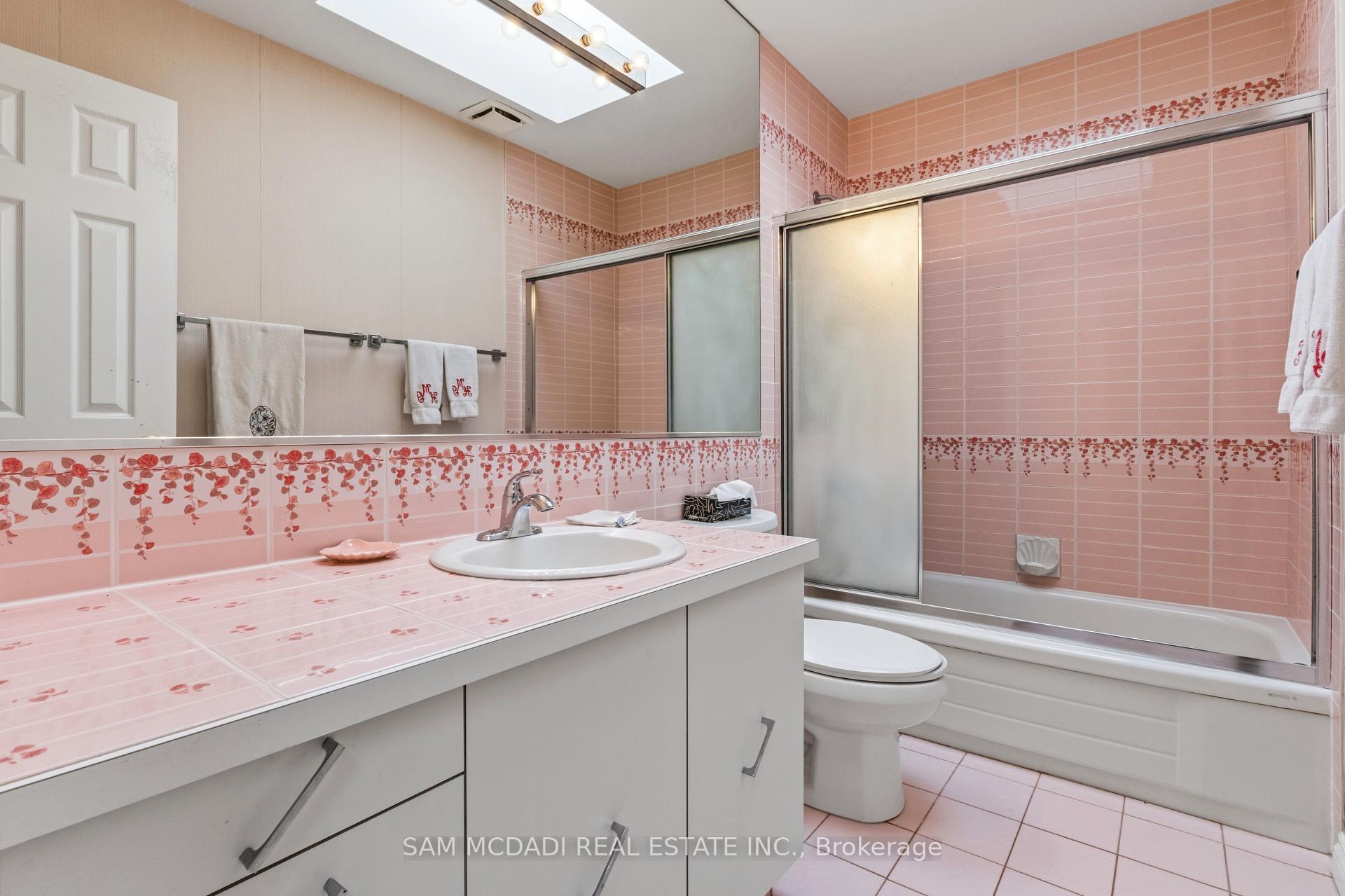 Photo 21 of 690 Oriole Parkway, Toronto, Yonge-Eglinton — HOMEH