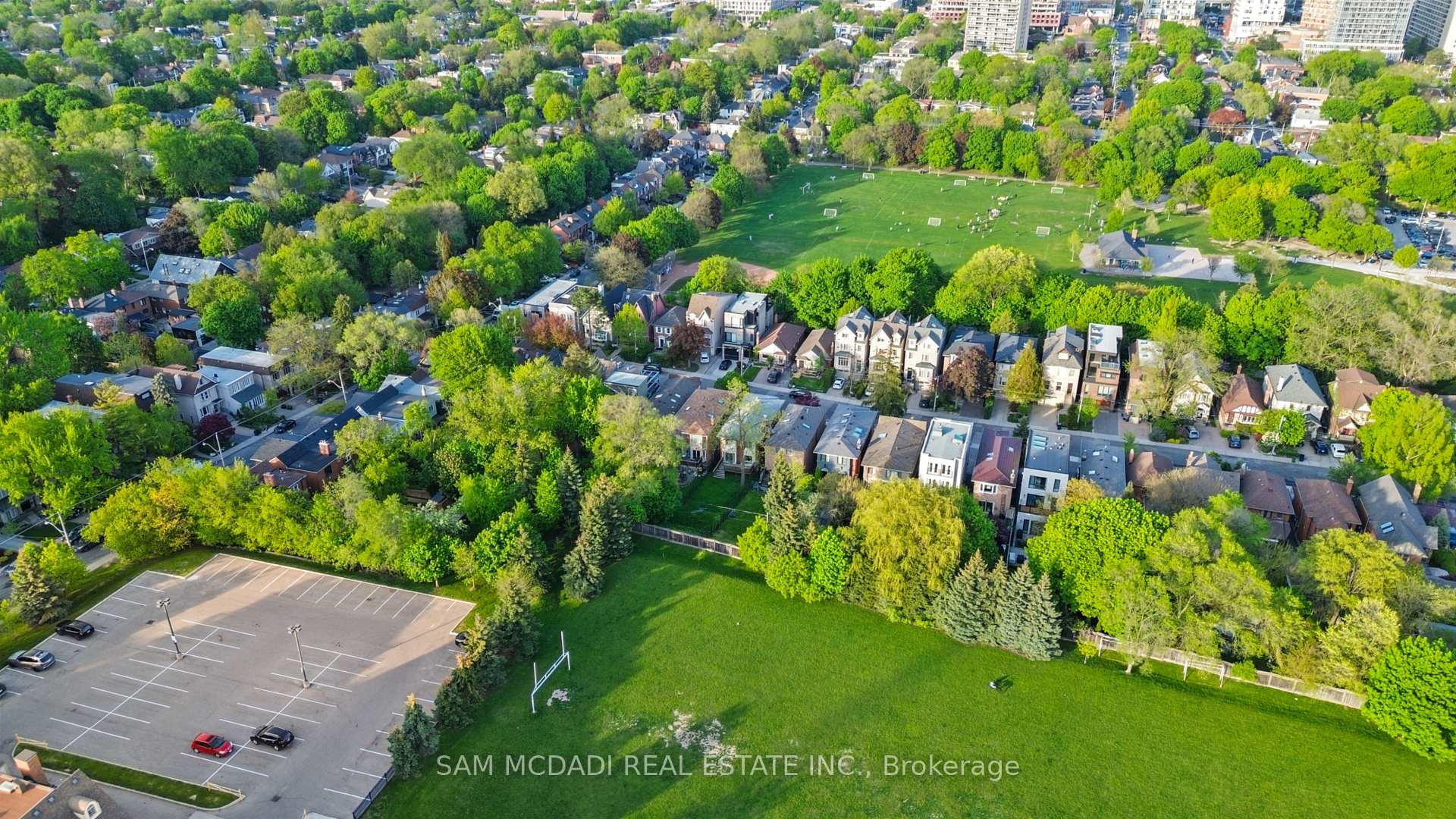 Photo 40 of 690 Oriole Parkway, Toronto, Yonge-Eglinton — HOMEH