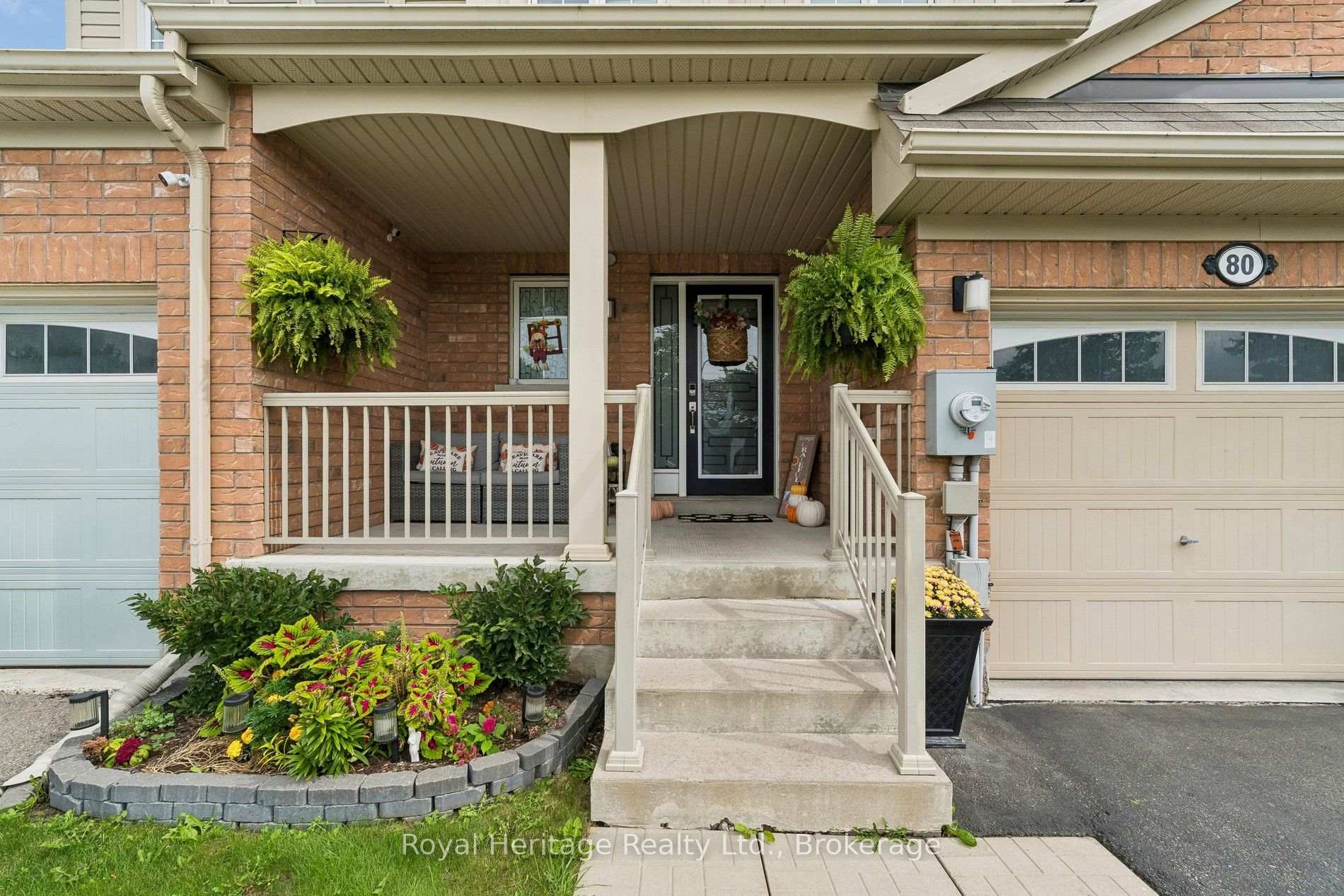 Photo 4 of 80 Richard Davies Crescent, Clarington, Bowmanville — HOMEH