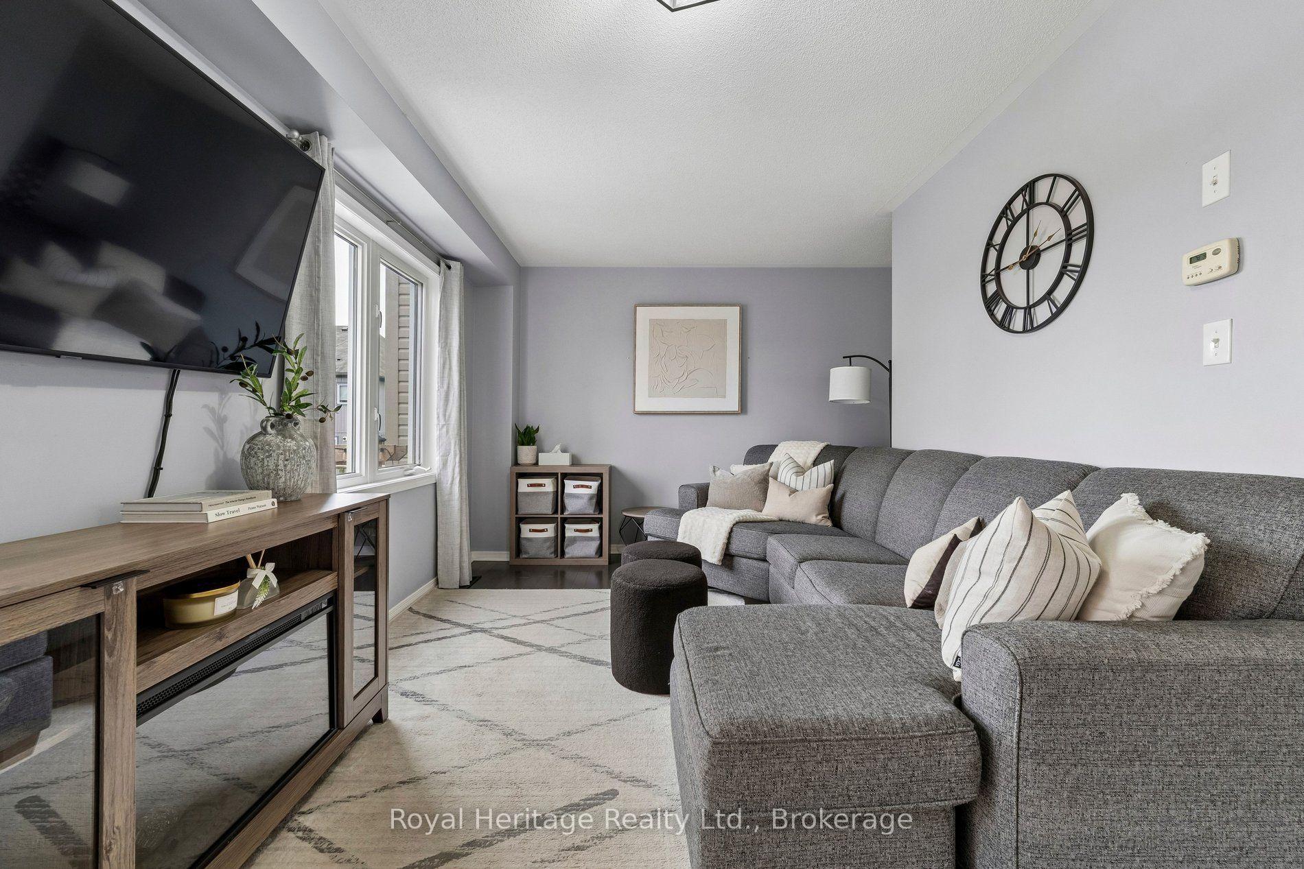Photo 9 of 80 Richard Davies Crescent, Clarington, Bowmanville — HOMEH