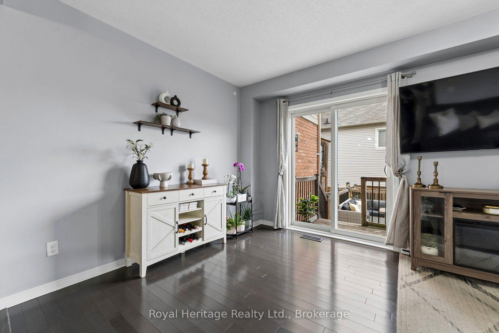 Photo 11 of 80 Richard Davies Crescent, Clarington, Bowmanville — HOMEH