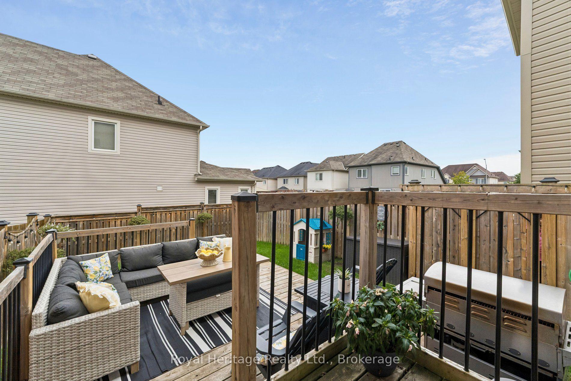 Photo 20 of 80 Richard Davies Crescent, Clarington, Bowmanville — HOMEH