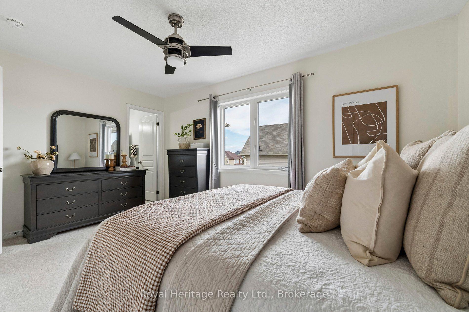 Photo 26 of 80 Richard Davies Crescent, Clarington, Bowmanville — HOMEH