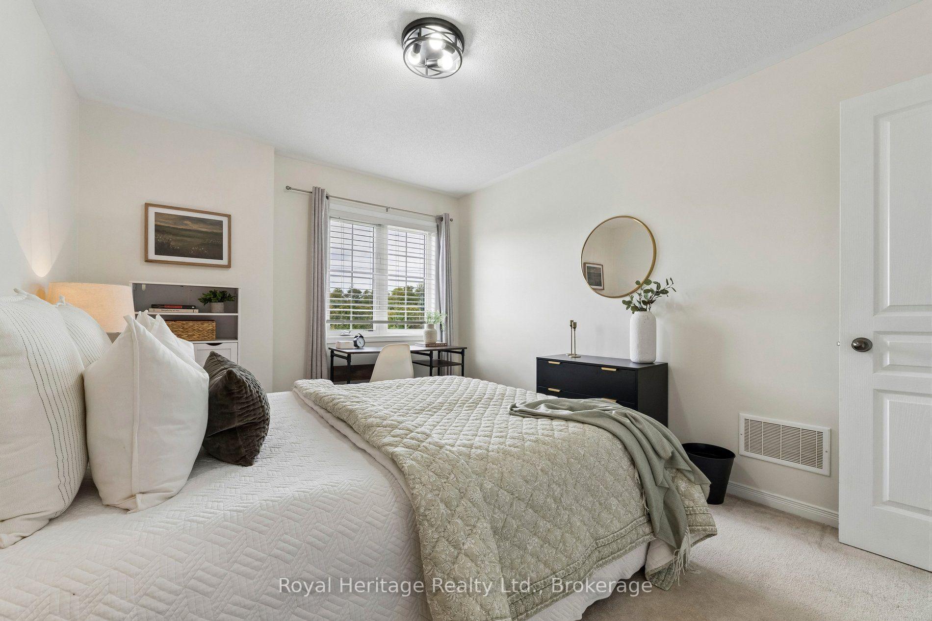 Photo 29 of 80 Richard Davies Crescent, Clarington, Bowmanville — HOMEH
