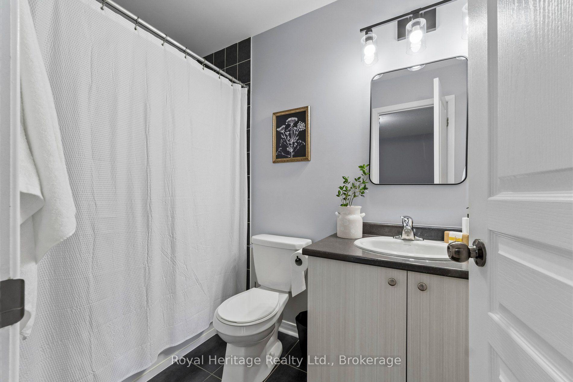 Photo 34 of 80 Richard Davies Crescent, Clarington, Bowmanville — HOMEH