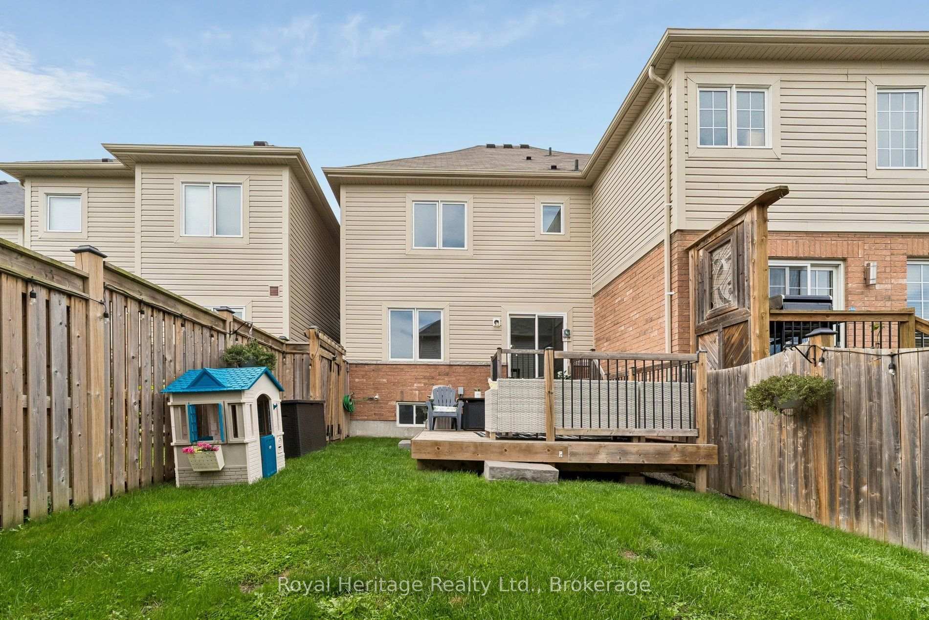Photo 43 of 80 Richard Davies Crescent, Clarington, Bowmanville — HOMEH