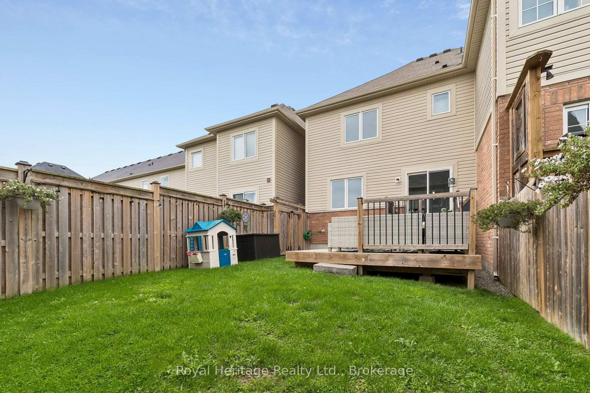 Photo 44 of 80 Richard Davies Crescent, Clarington, Bowmanville — HOMEH