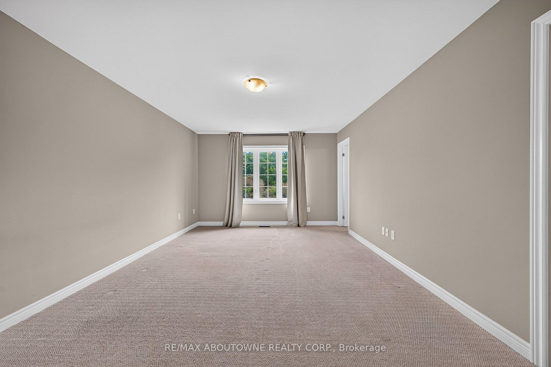 Photo 18 of 3289 Mockingbird Common, Oakville, Joshua Meadows — HOMEH
