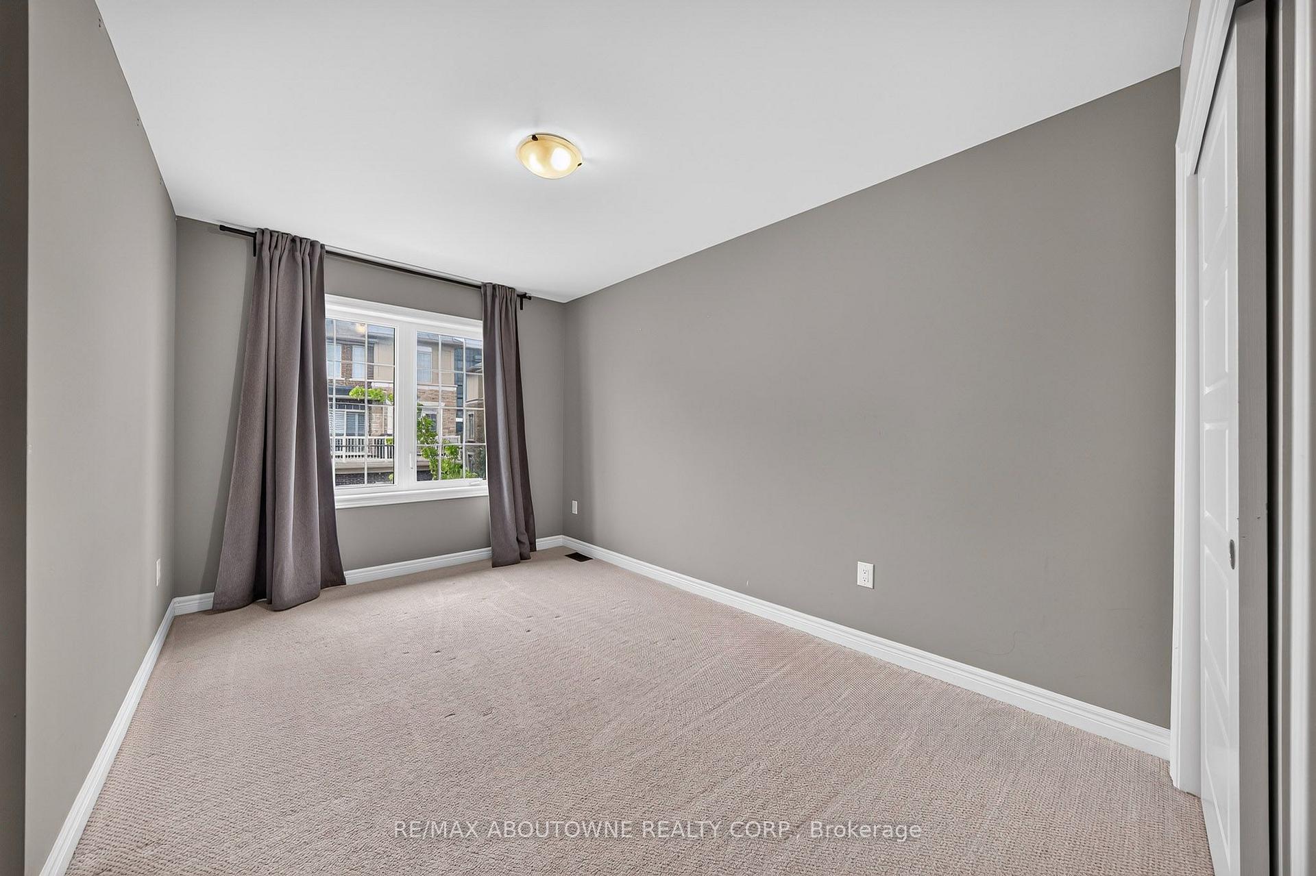 Photo 23 of 3289 Mockingbird Common, Oakville, Joshua Meadows — HOMEH