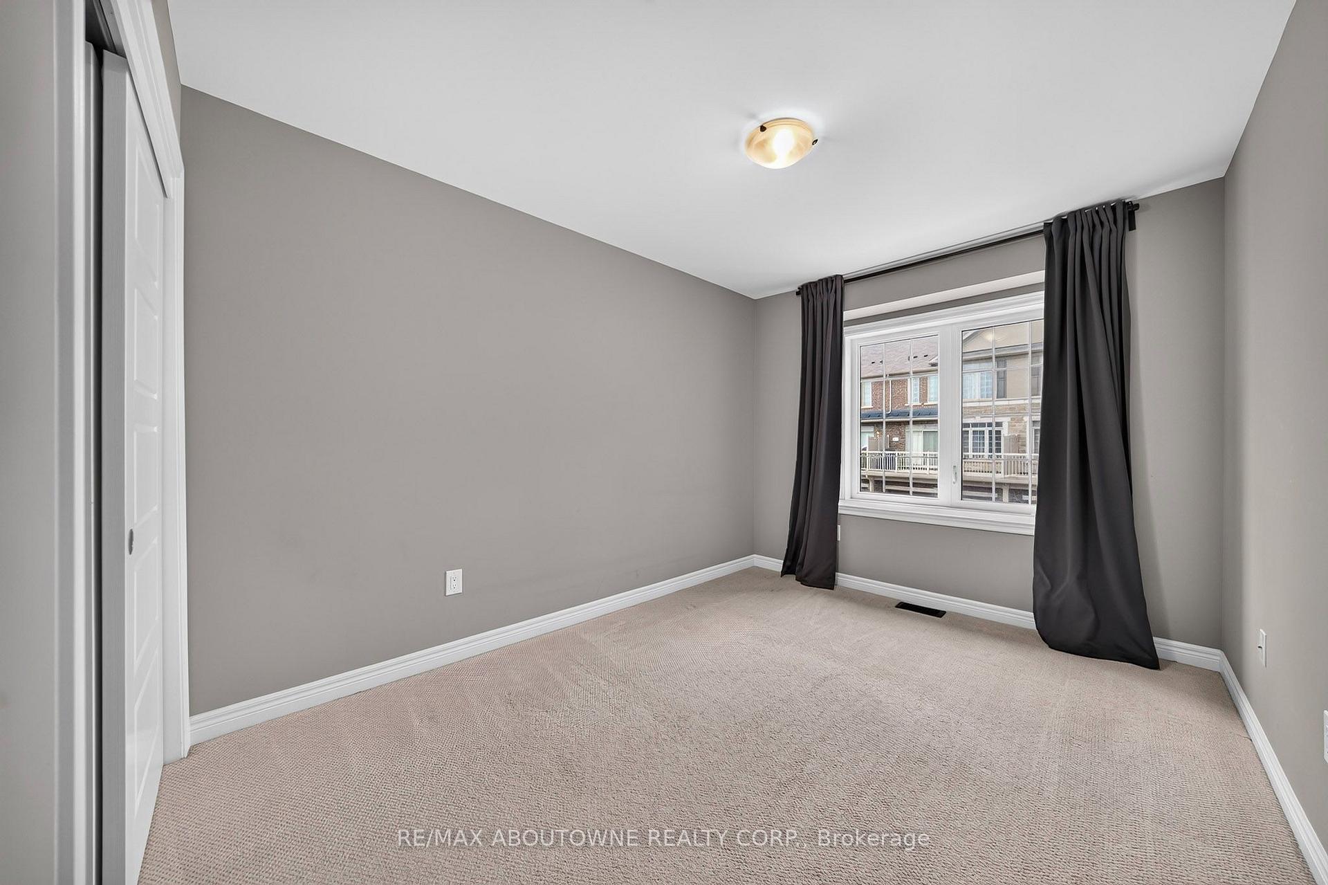 Photo 25 of 3289 Mockingbird Common, Oakville, Joshua Meadows — HOMEH