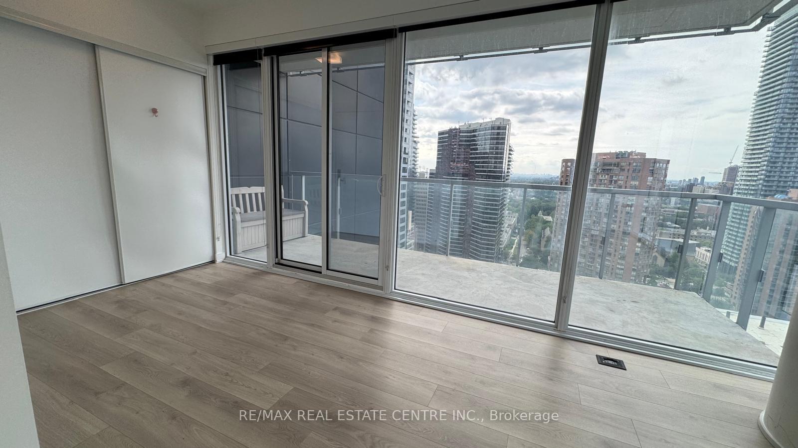 Photo 1 of Unit 2701, 3 Gloucester Street, Toronto, Church-Yonge Corridor — HOMEH