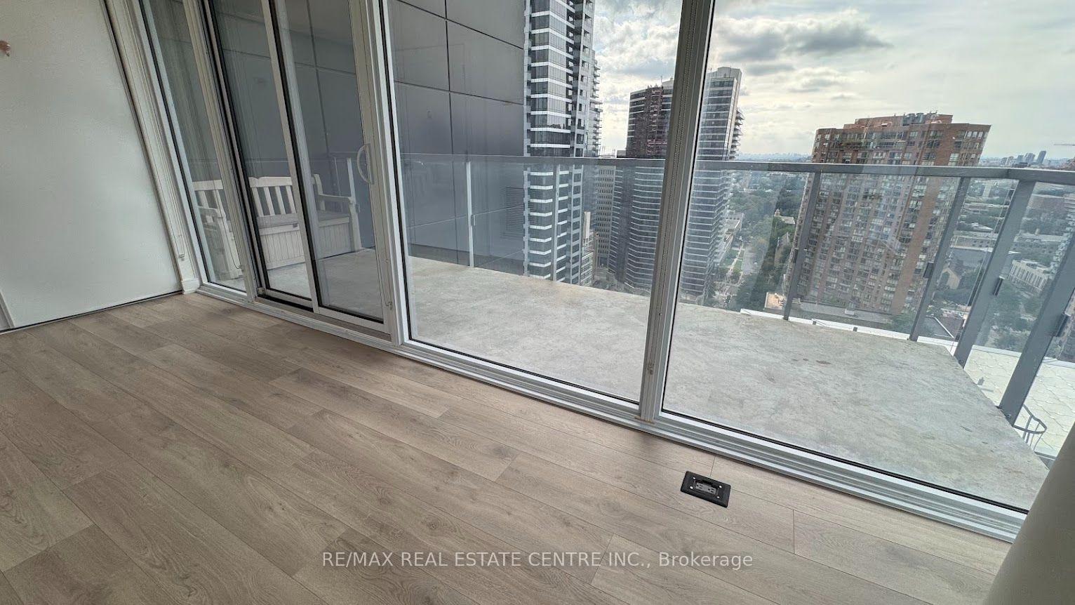 Photo 11 of Unit 2701, 3 Gloucester Street, Toronto, Church-Yonge Corridor — HOMEH