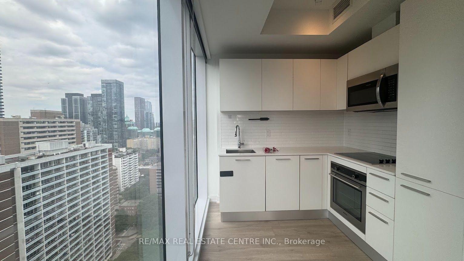 Photo 15 of Unit 2701, 3 Gloucester Street, Toronto, Church-Yonge Corridor — HOMEH