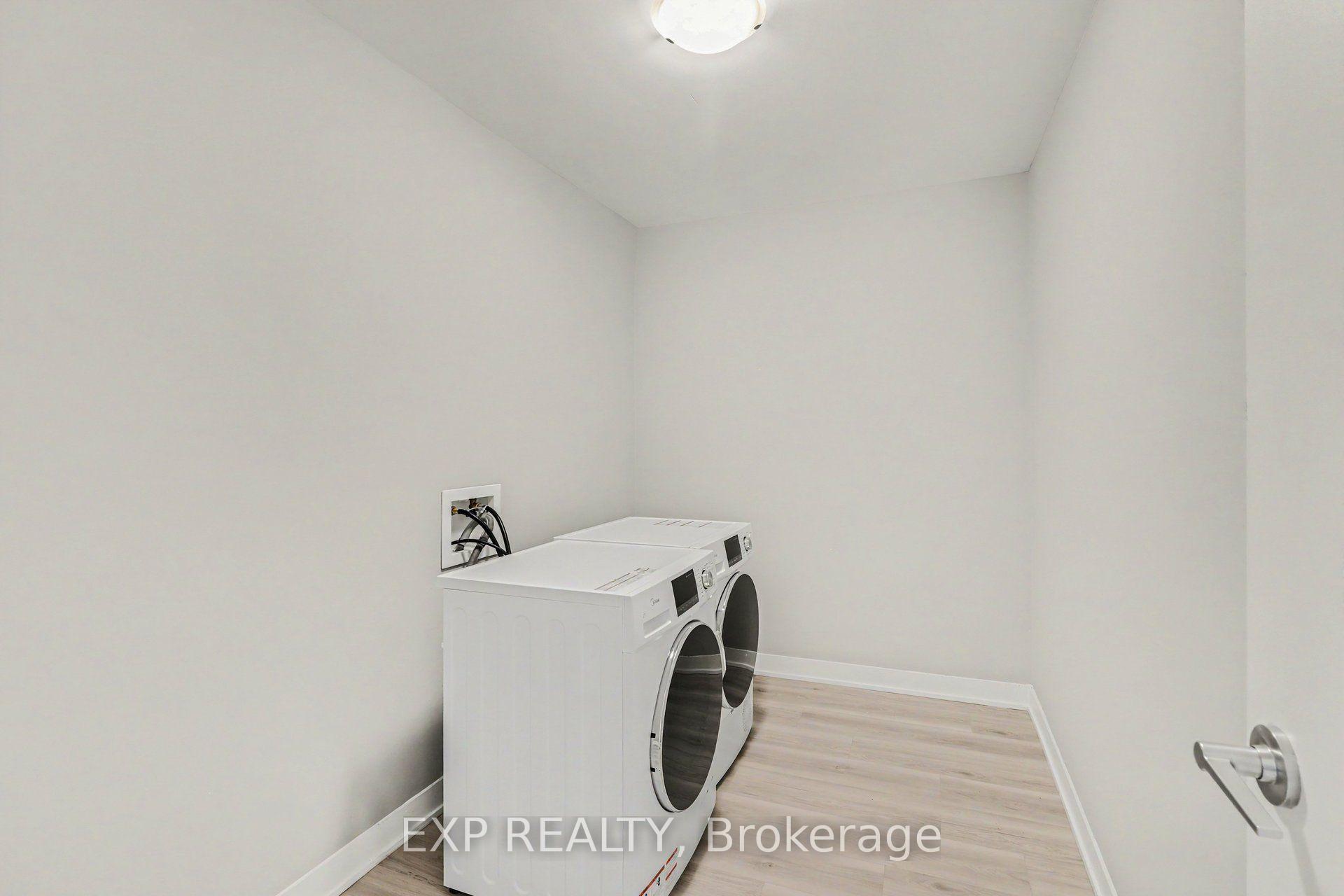 Photo 12 of Unit D, 509 Southfield Way, Ottawa, Avalon East — HOMEH