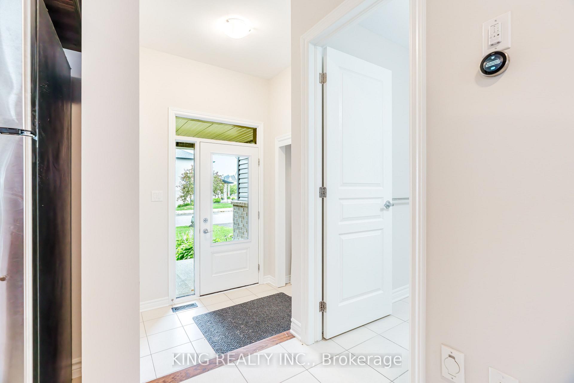 Photo 5 of 189C Shinny Avenue, Ottawa, Stittsville (Central) — HOMEH