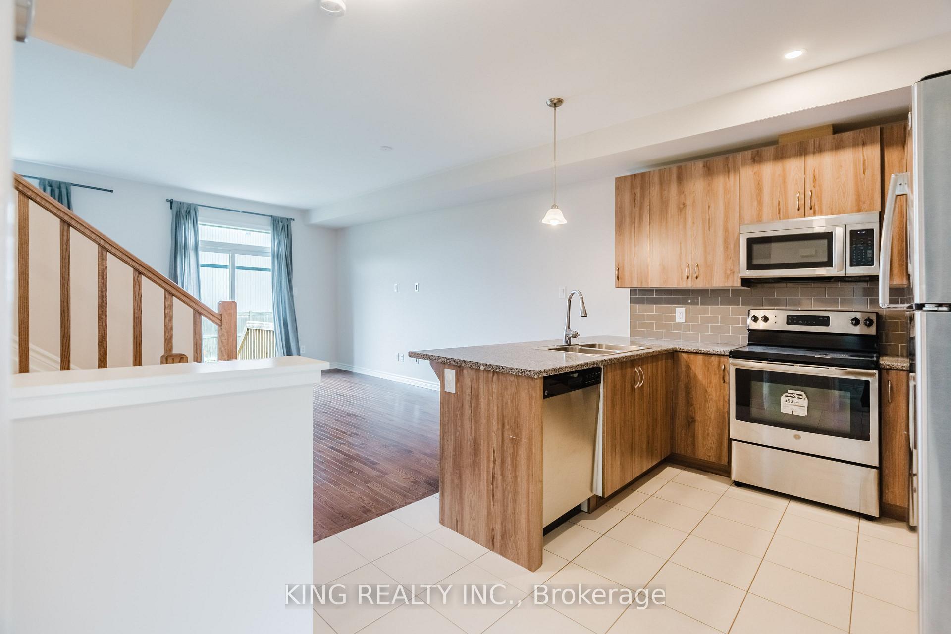 Photo 9 of 189C Shinny Avenue, Ottawa, Stittsville (Central) — HOMEH