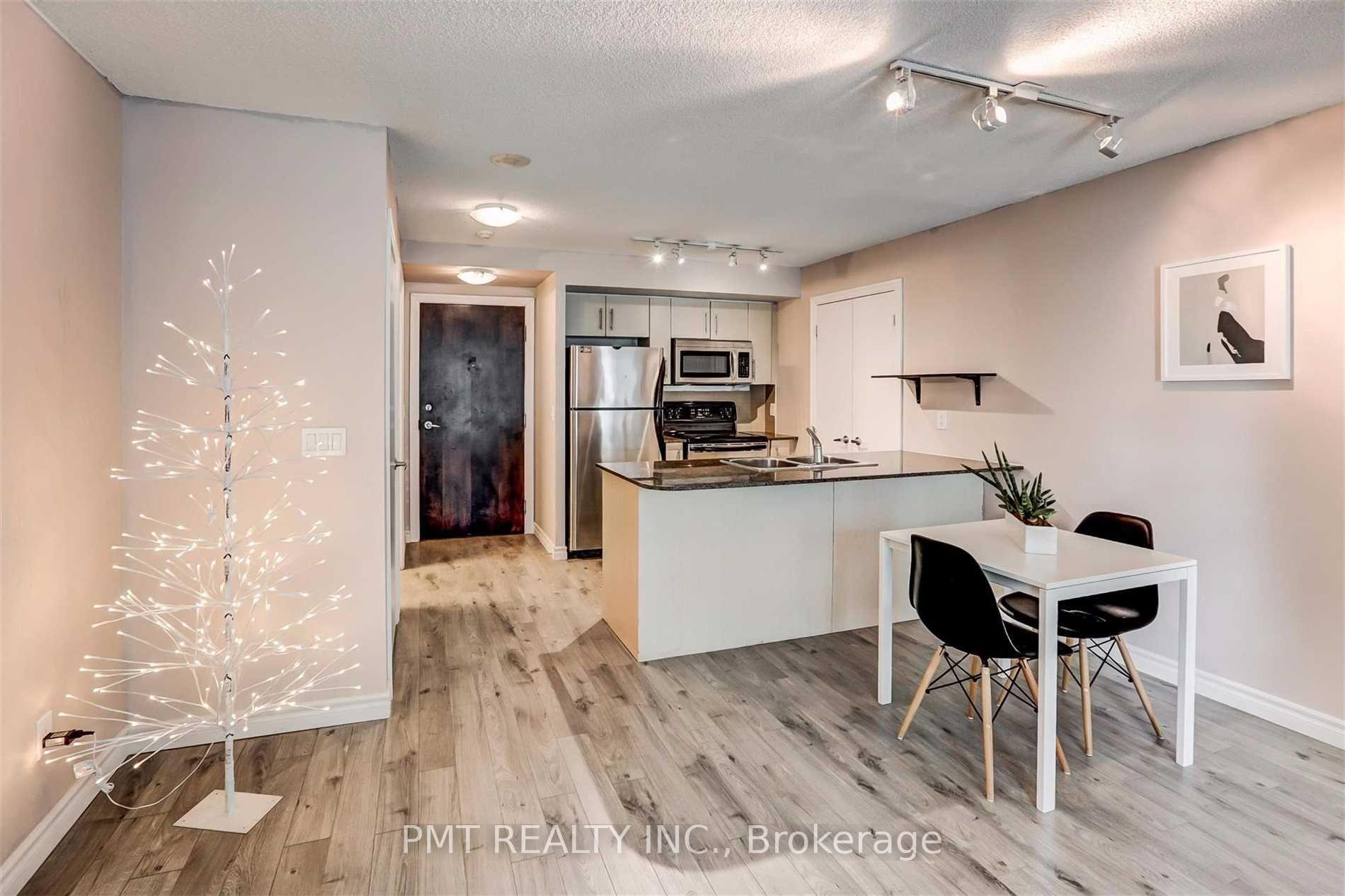 Photo 2 of Unit 1105, 12 Yonge Street, Toronto, Waterfront Communities — HOMEH