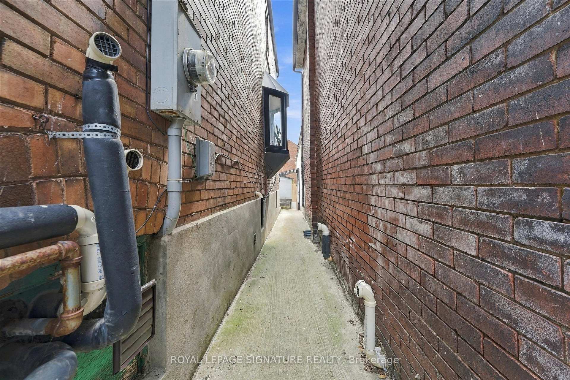 Photo 22 of Unit BSMT, 1945 Davenport Road, Toronto, Weston-Pellam Park — HOMEH