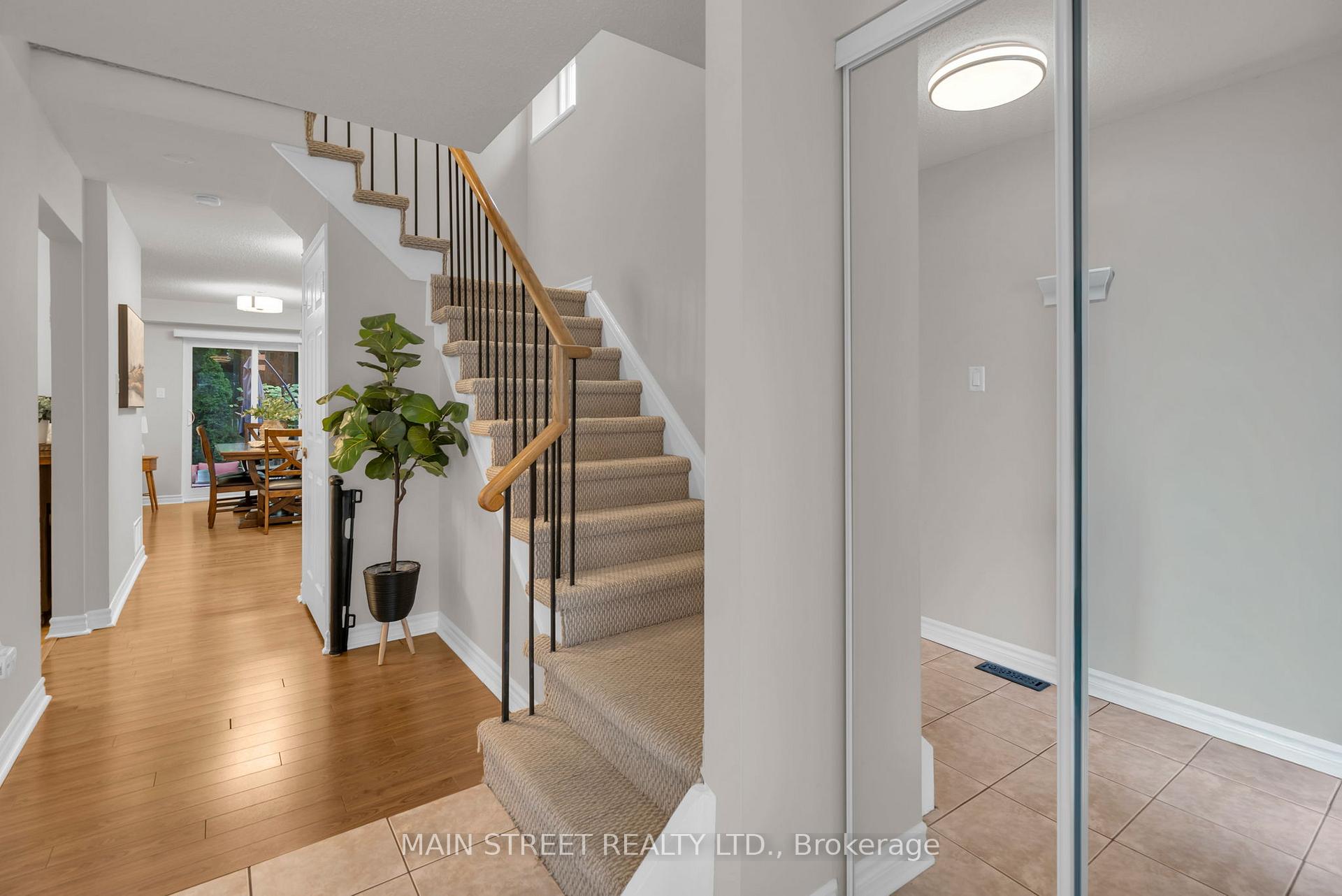 Photo 4 of 550 Priddle Road, Newmarket, Summerhill Estates — HOMEH