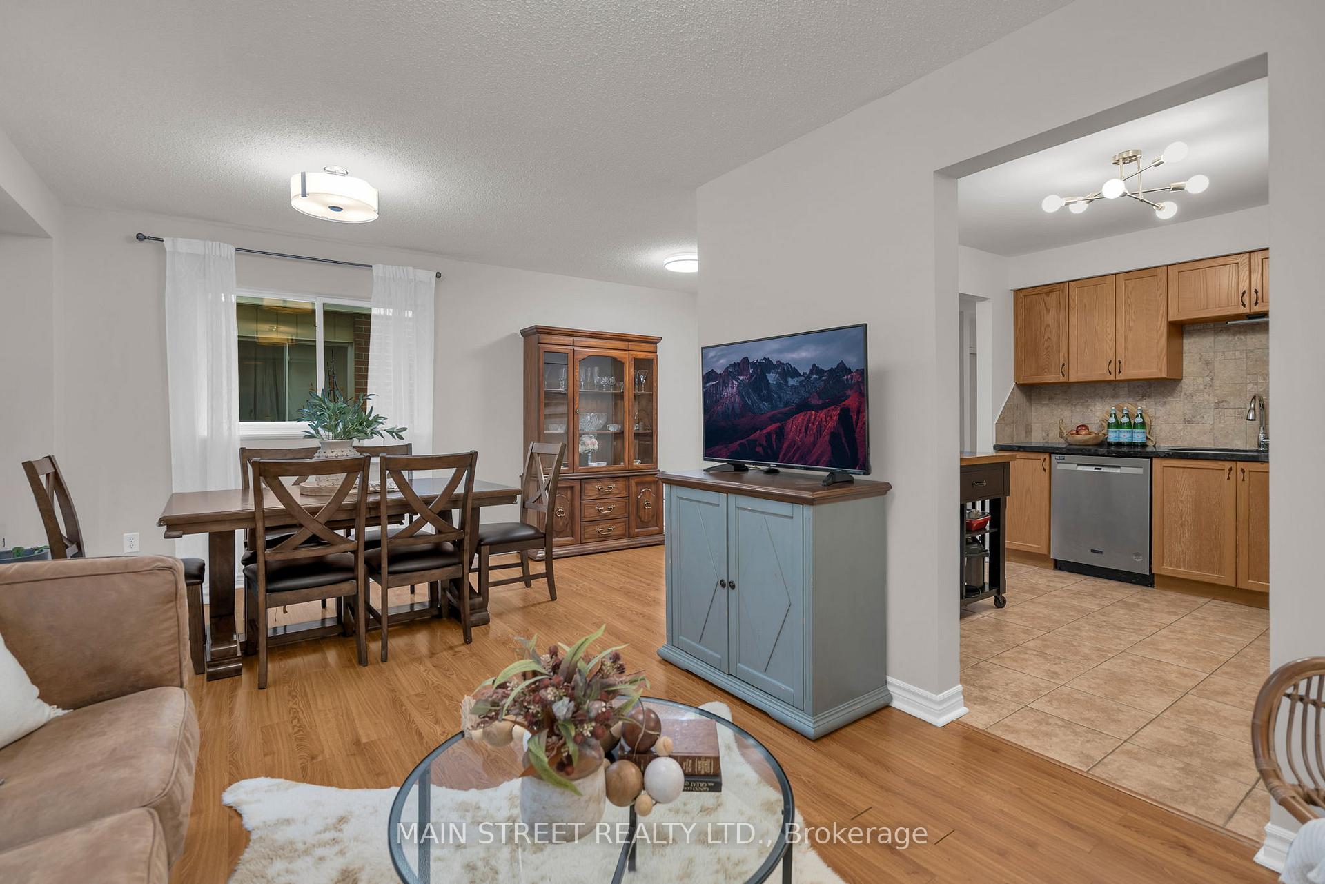 Photo 9 of 550 Priddle Road, Newmarket, Summerhill Estates — HOMEH