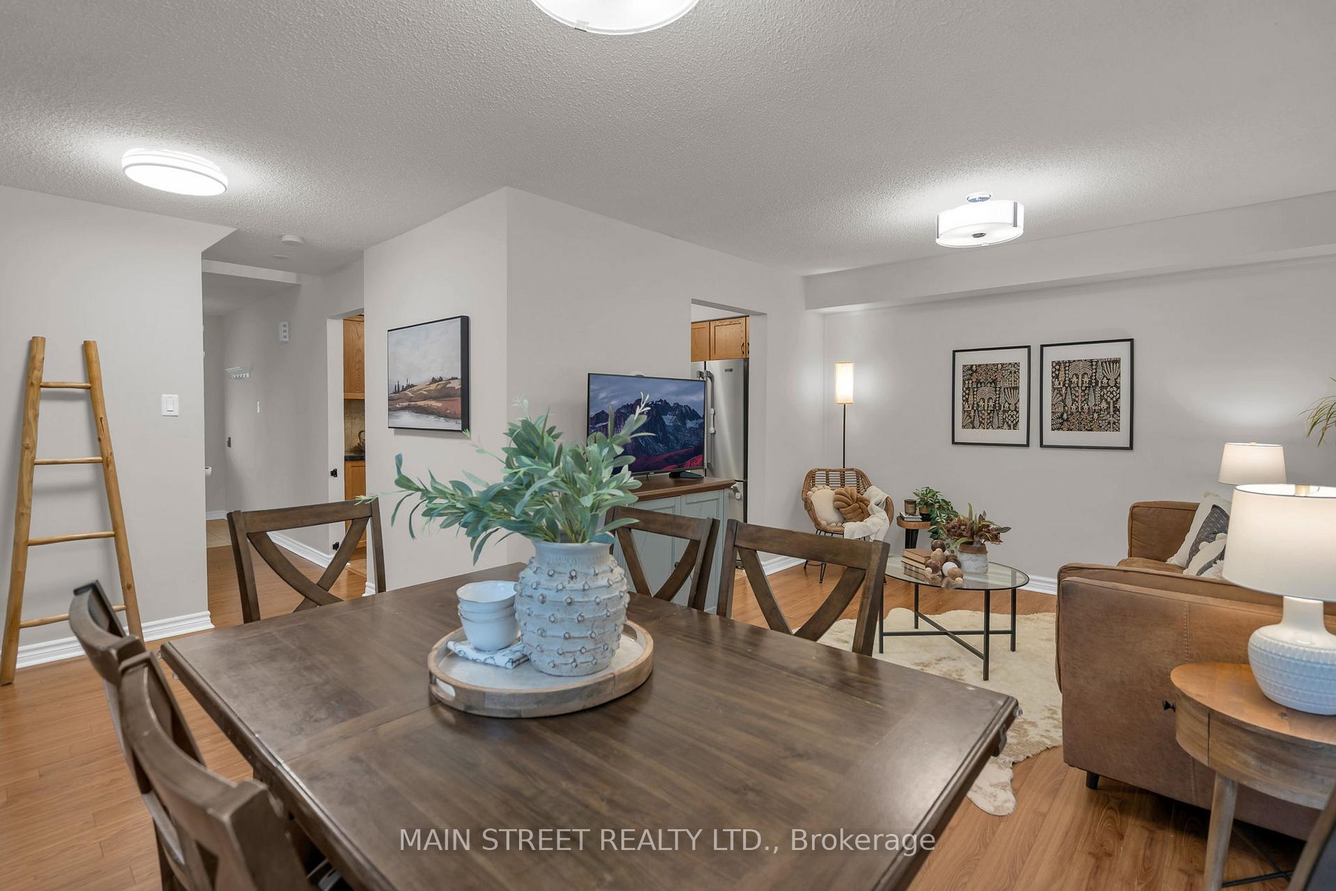 Photo 13 of 550 Priddle Road, Newmarket, Summerhill Estates — HOMEH