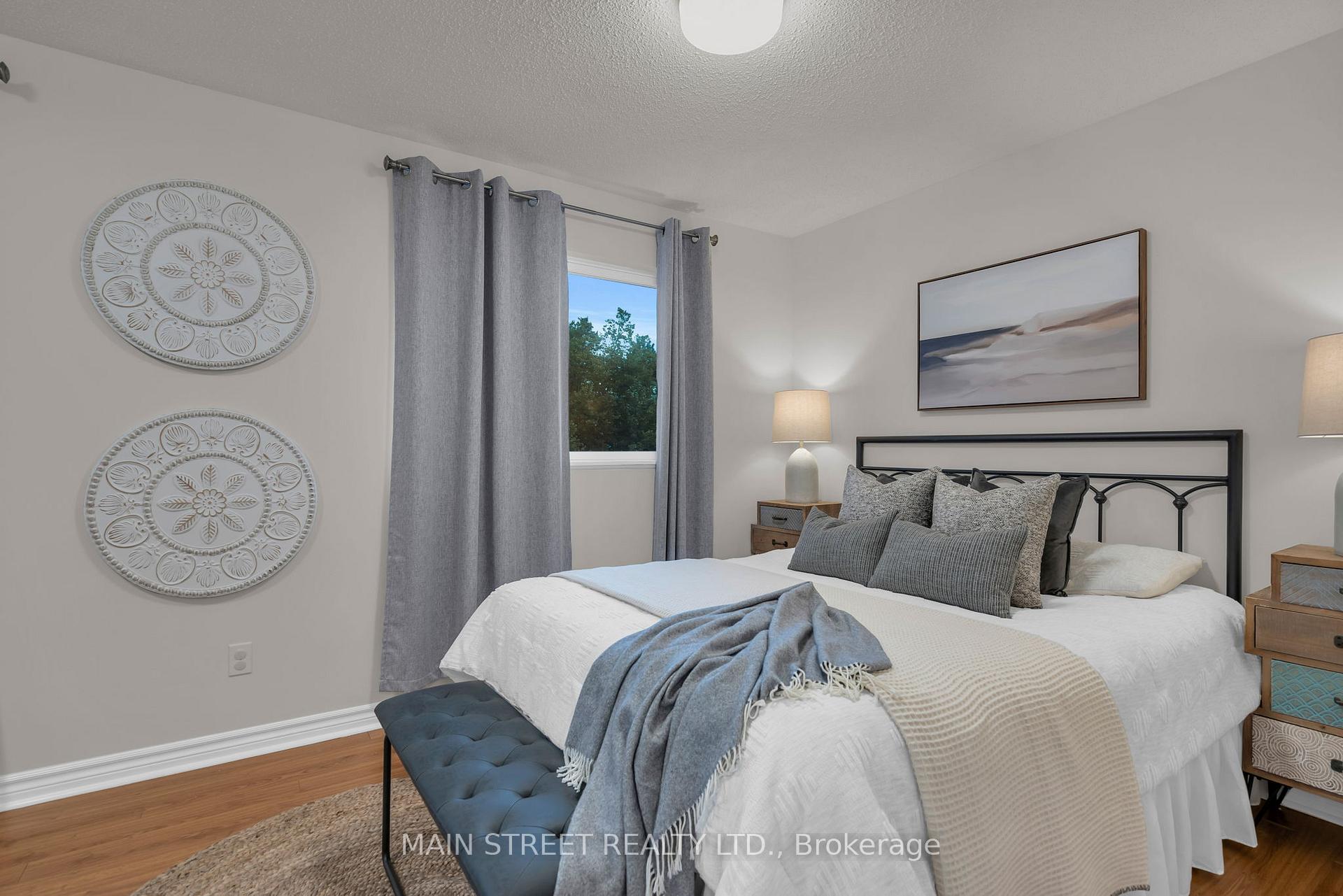 Photo 14 of 550 Priddle Road, Newmarket, Summerhill Estates — HOMEH