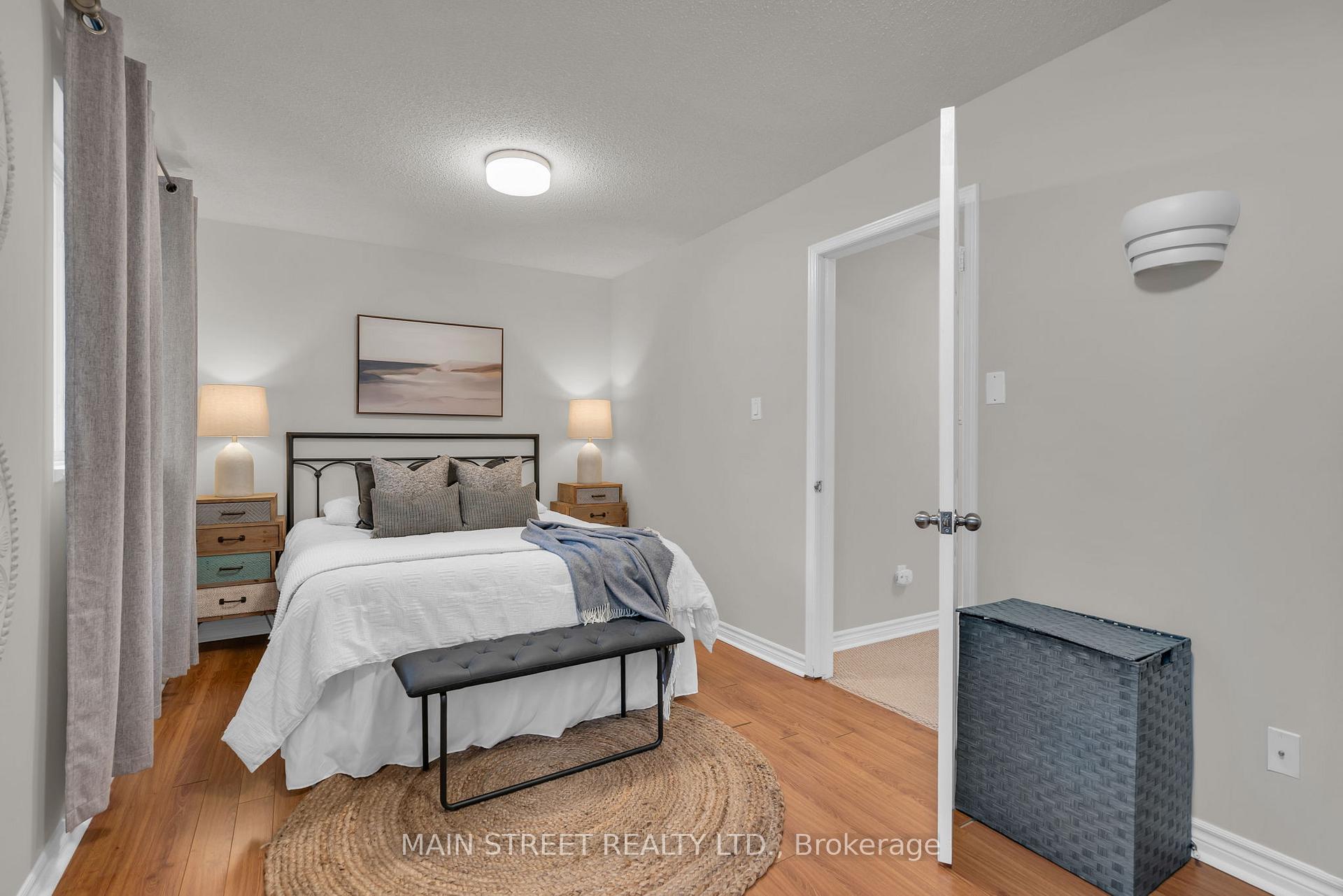 Photo 15 of 550 Priddle Road, Newmarket, Summerhill Estates — HOMEH