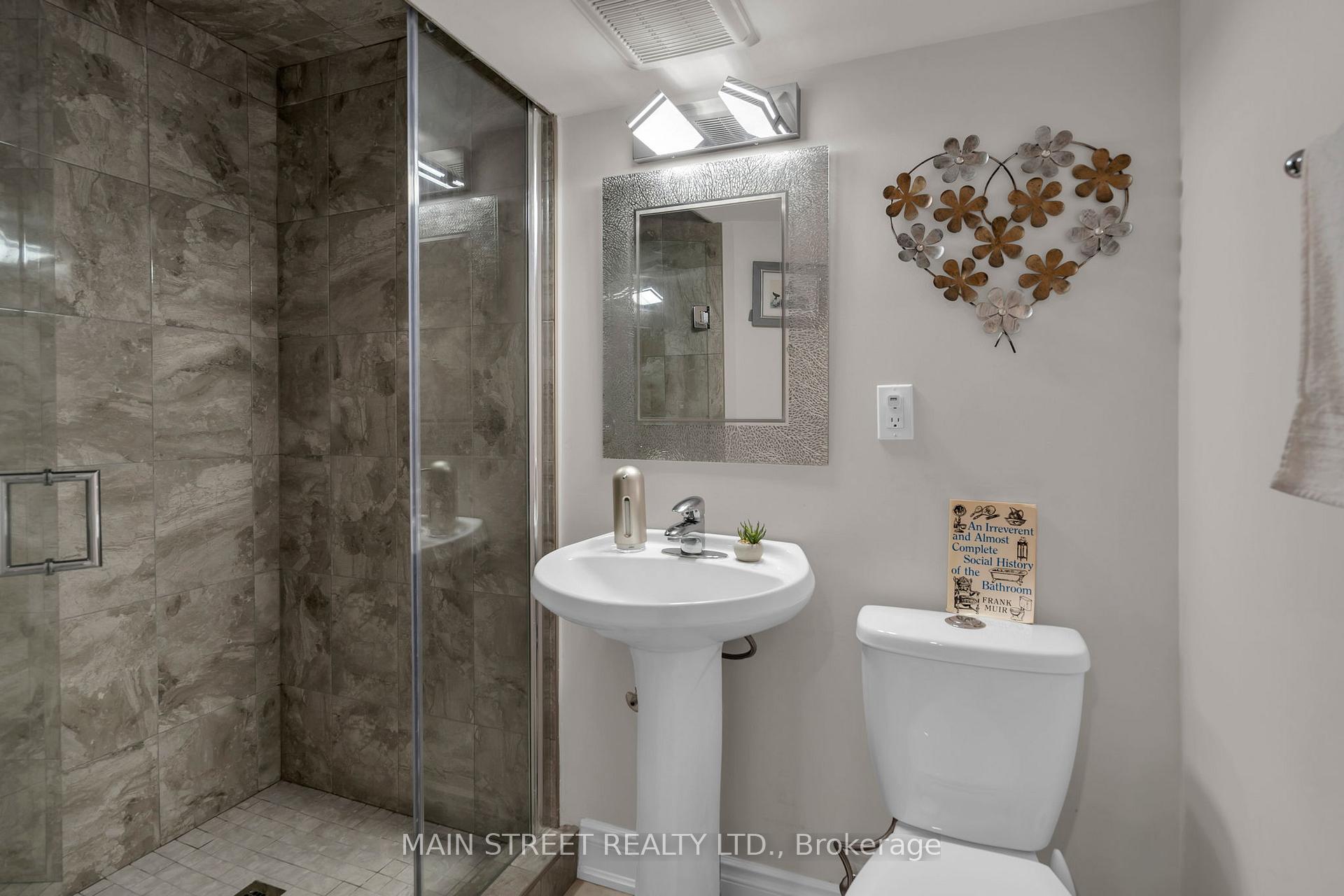 Photo 23 of 550 Priddle Road, Newmarket, Summerhill Estates — HOMEH