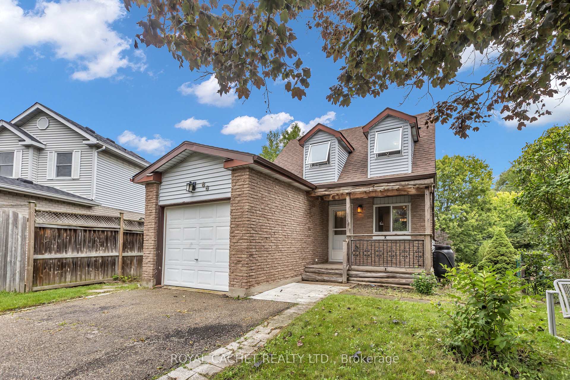 Photo 2 of 66 Camrose Court, Kitchener, Victoria Hills — HOMEH