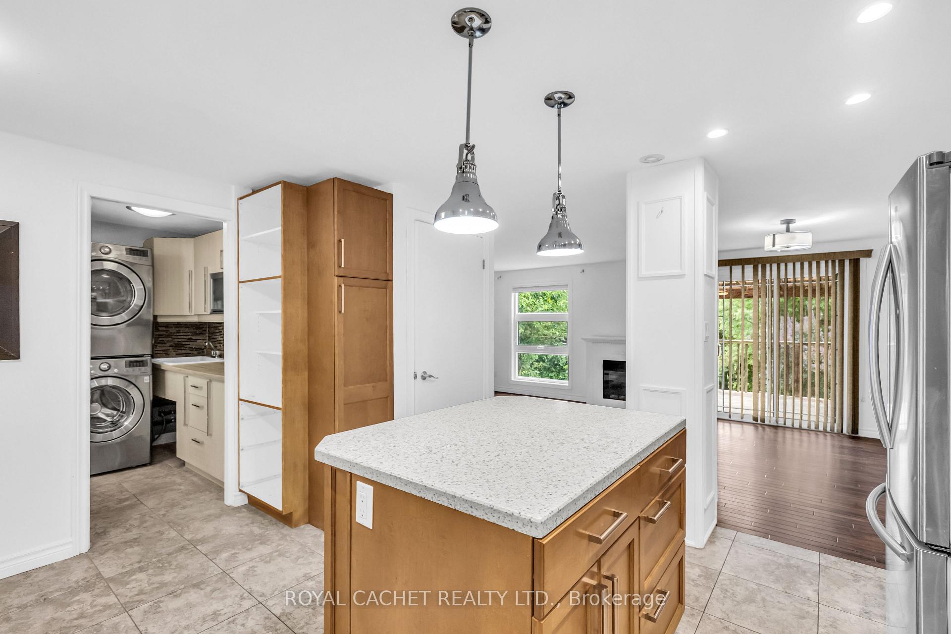 Photo 12 of 66 Camrose Court, Kitchener, Victoria Hills — HOMEH