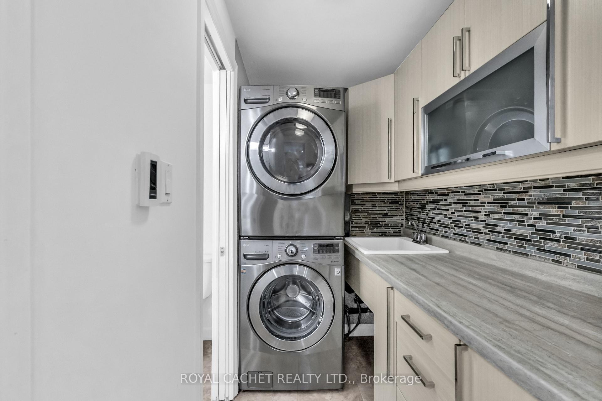 Photo 13 of 66 Camrose Court, Kitchener, Victoria Hills — HOMEH