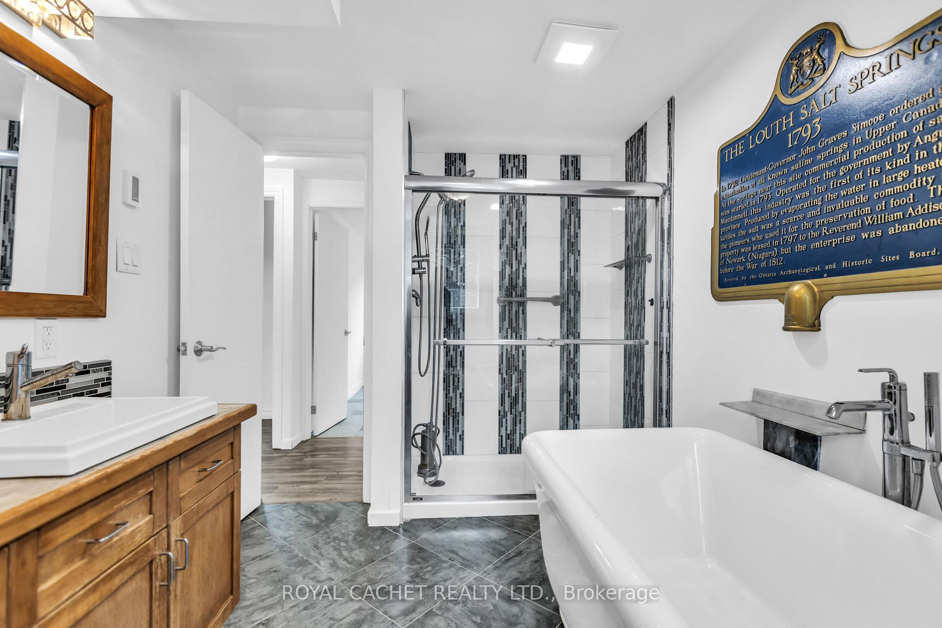 Photo 21 of 66 Camrose Court, Kitchener, Victoria Hills — HOMEH