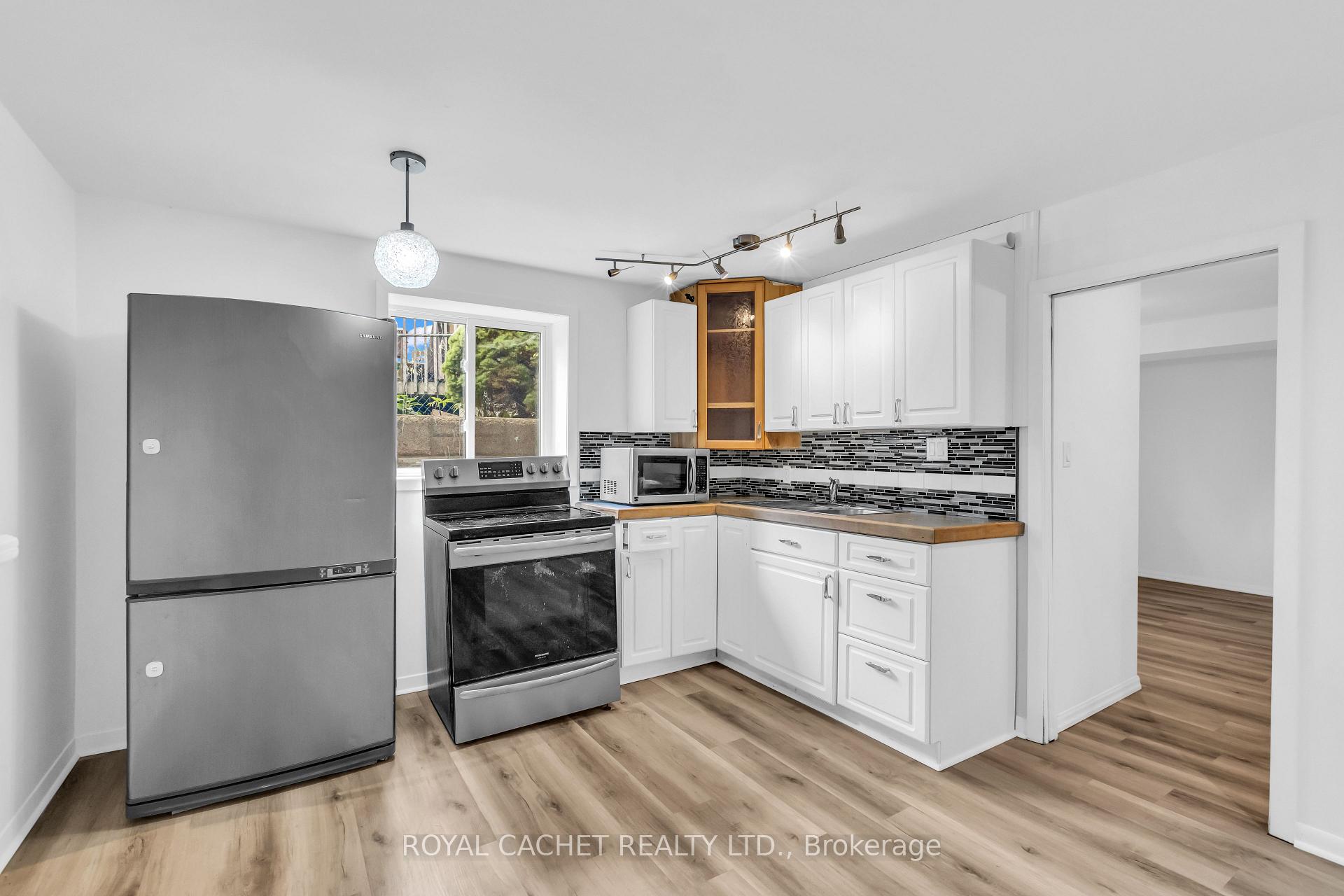 Photo 23 of 66 Camrose Court, Kitchener, Victoria Hills — HOMEH
