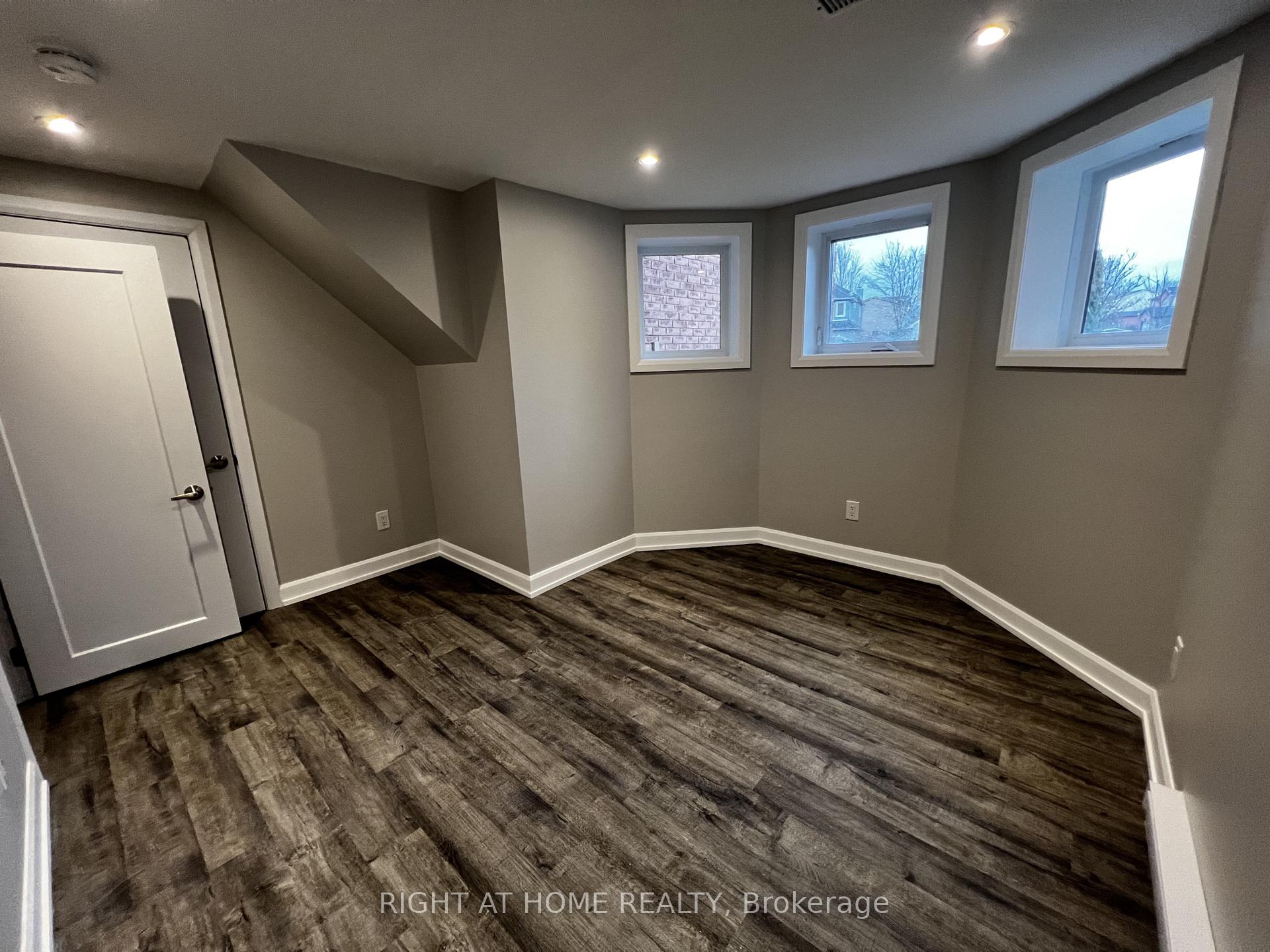 Photo 10 of Unit Lower, 205 Cardinal Street, Barrie, Cundles East — HOMEH