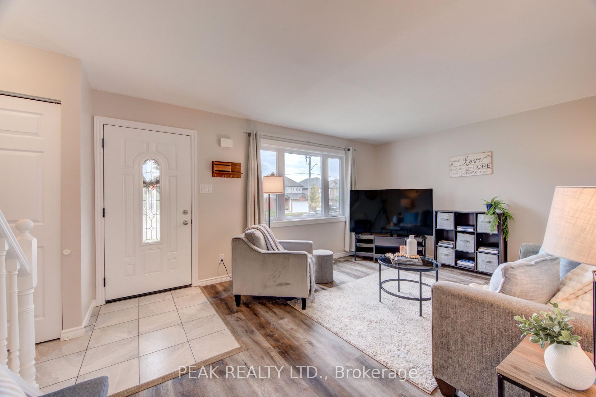 Photo 4 of 83 Catherine Street, Wilmot, New Hamburg — HOMEH