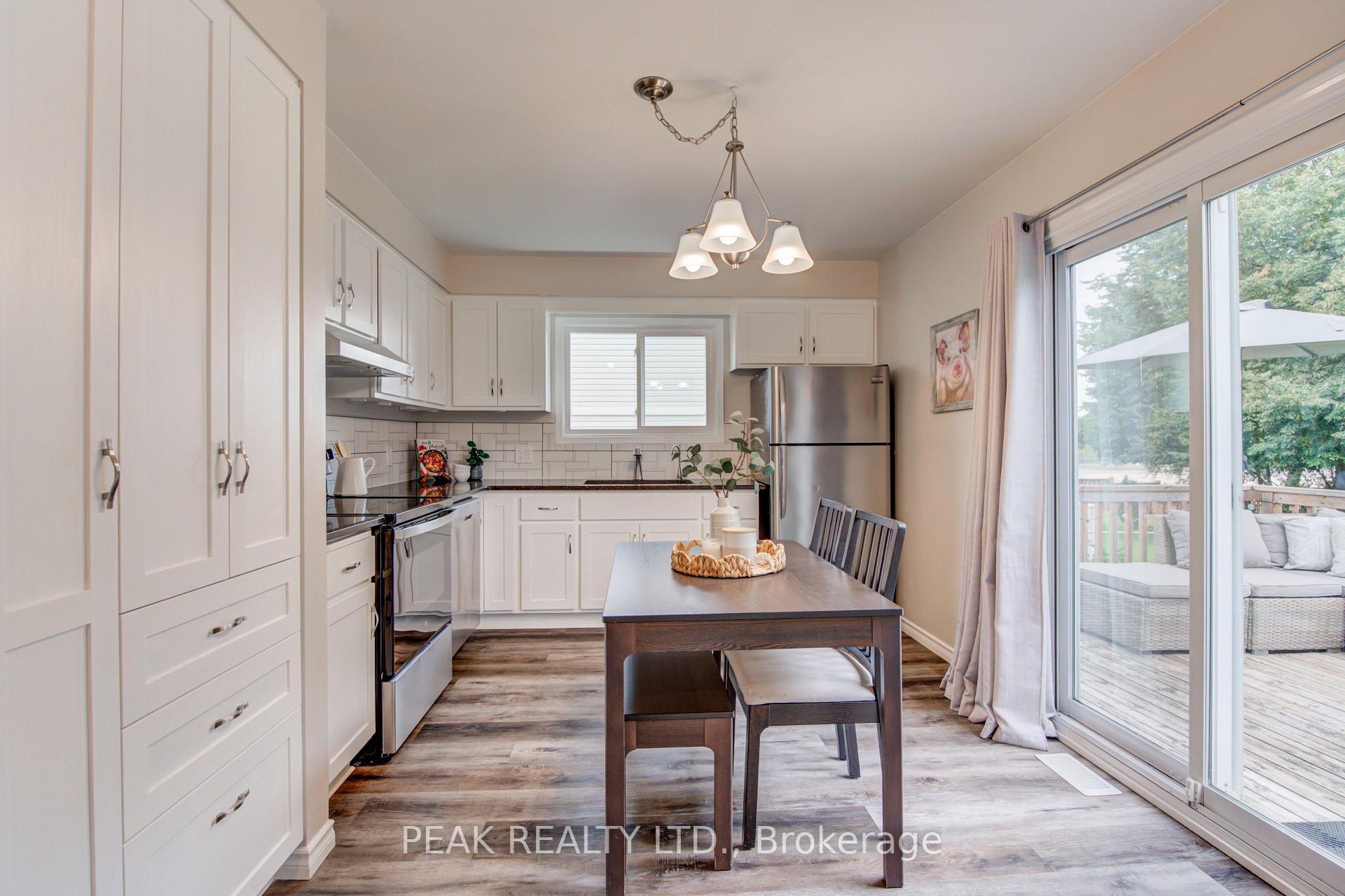 Photo 11 of 83 Catherine Street, Wilmot, New Hamburg — HOMEH