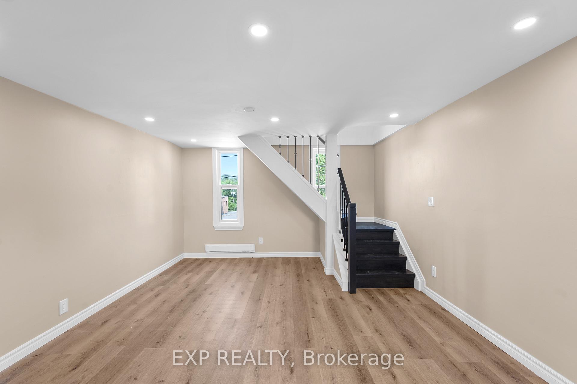 Photo 3 of Unit Unit 2, 165 Main Street, Brighton — HOMEH