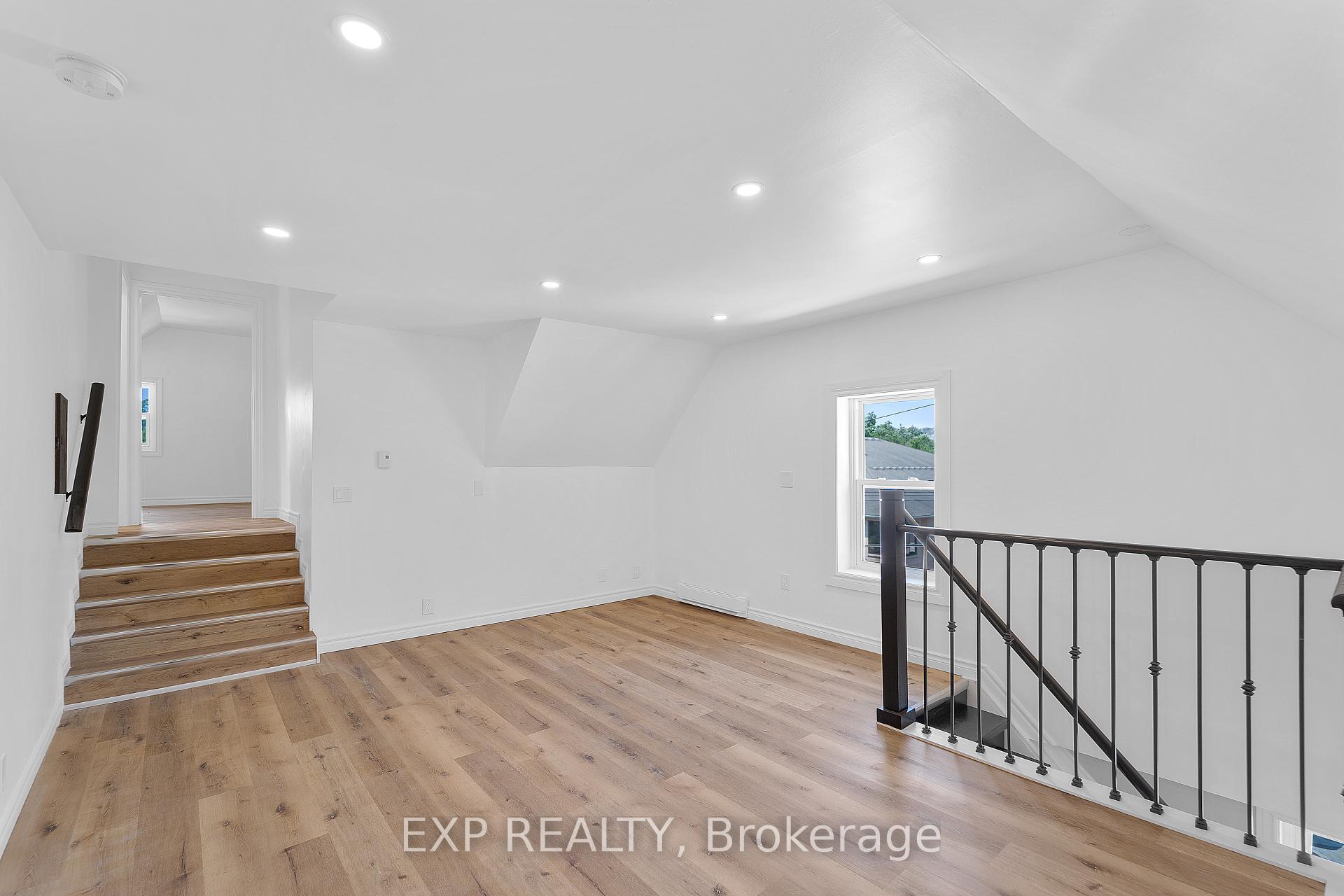 Photo 7 of Unit Unit 2, 165 Main Street, Brighton — HOMEH