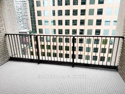 Photo 22 of Unit 2233, 33 Harbour Square, Toronto, Waterfront Communities — HOMEH