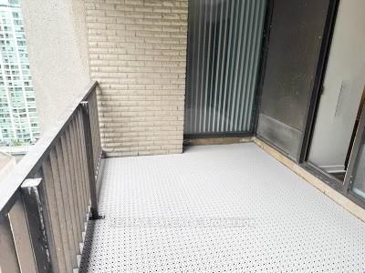 Photo 23 of Unit 2233, 33 Harbour Square, Toronto, Waterfront Communities — HOMEH