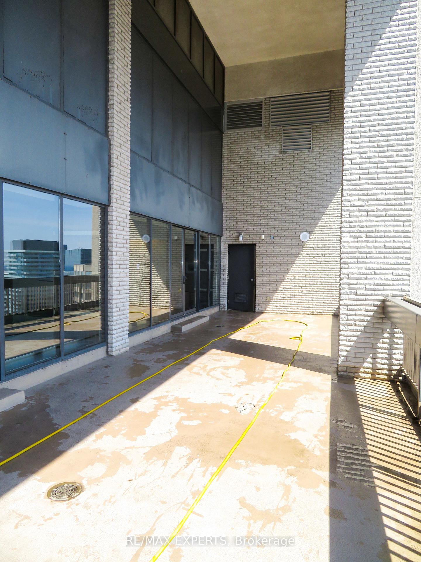 Photo 25 of Unit 2233, 33 Harbour Square, Toronto, Waterfront Communities — HOMEH
