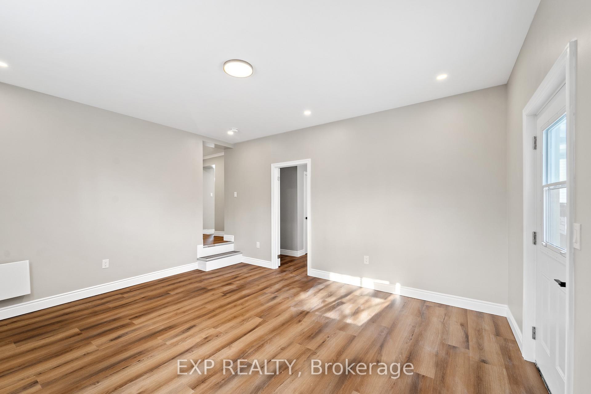 Photo 3 of Unit Unit B, 81 St Charles Street, Belleville, Belleville Ward — HOMEH
