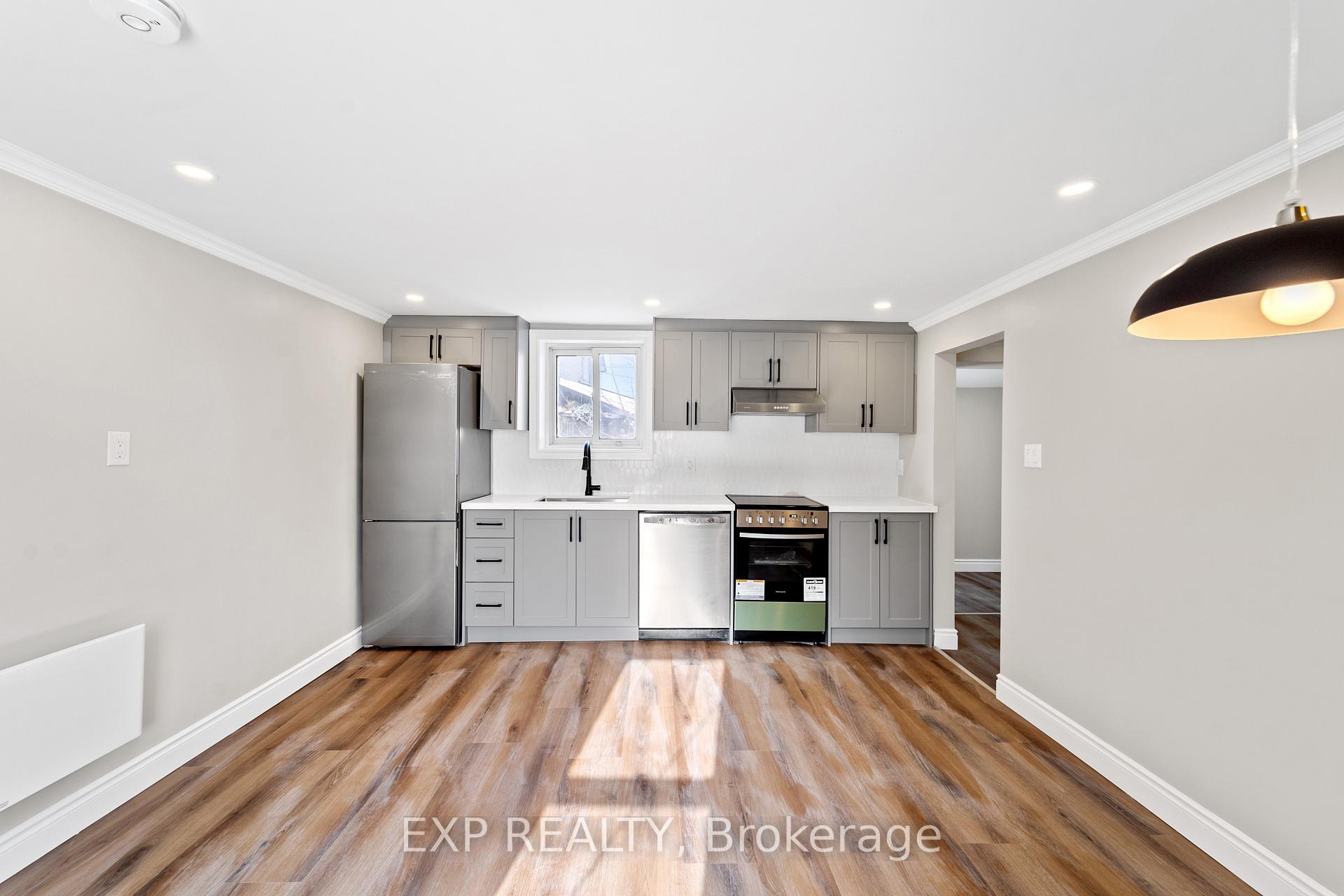Photo 6 of Unit Unit B, 81 St Charles Street, Belleville, Belleville Ward — HOMEH