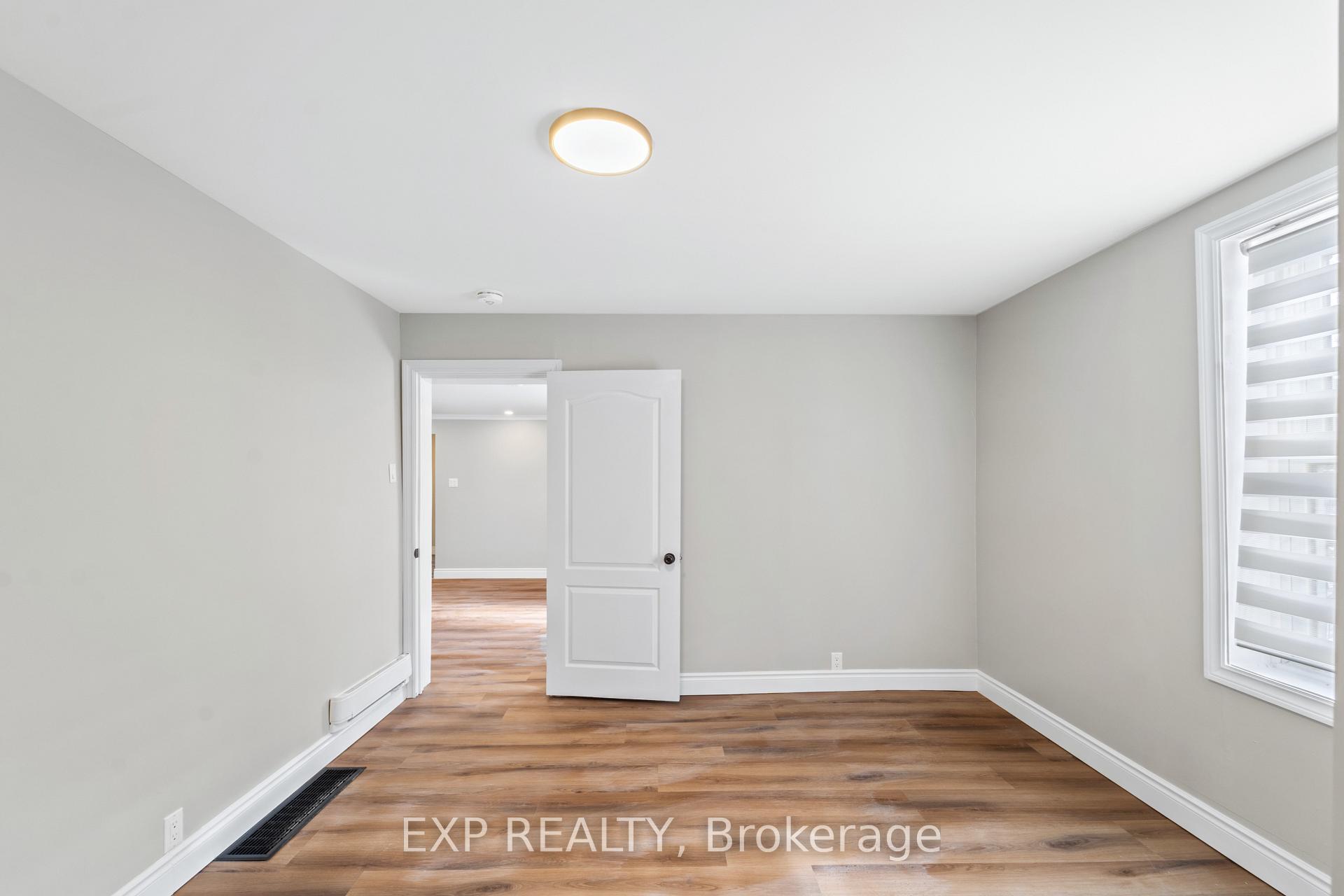 Photo 13 of Unit Unit B, 81 St Charles Street, Belleville, Belleville Ward — HOMEH